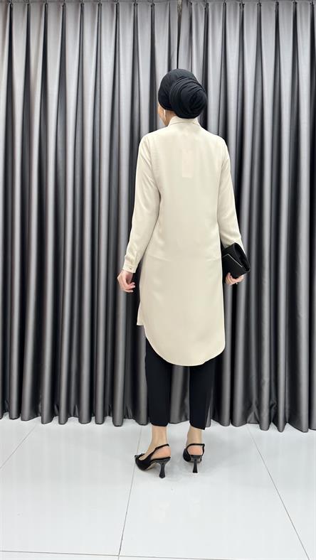 T 0767 - Cep Detaylı ve Arkası Uzun Kesimli Krep Tunik-Bej