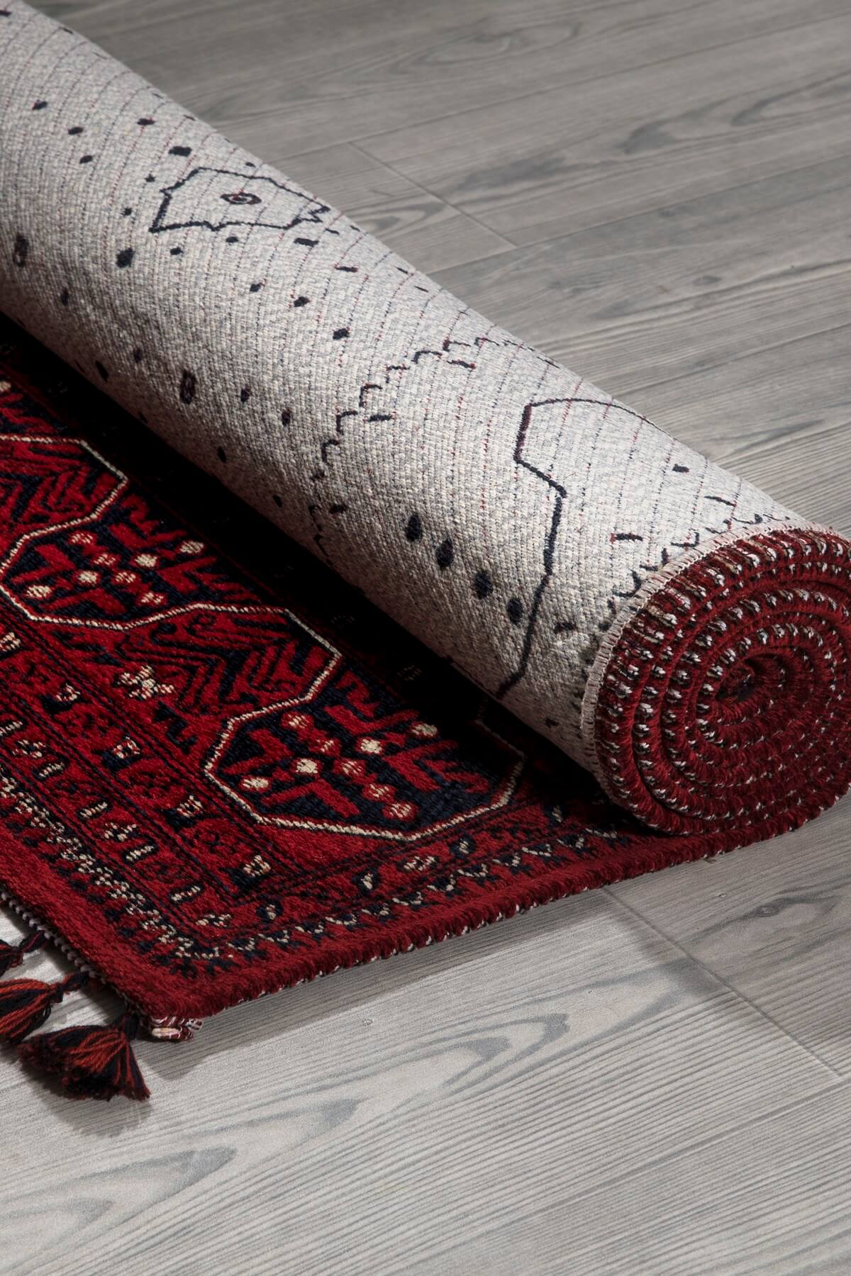 Kırmızı Renkli Afgan Tarzı Altı Kaymaz Şönil Kilim