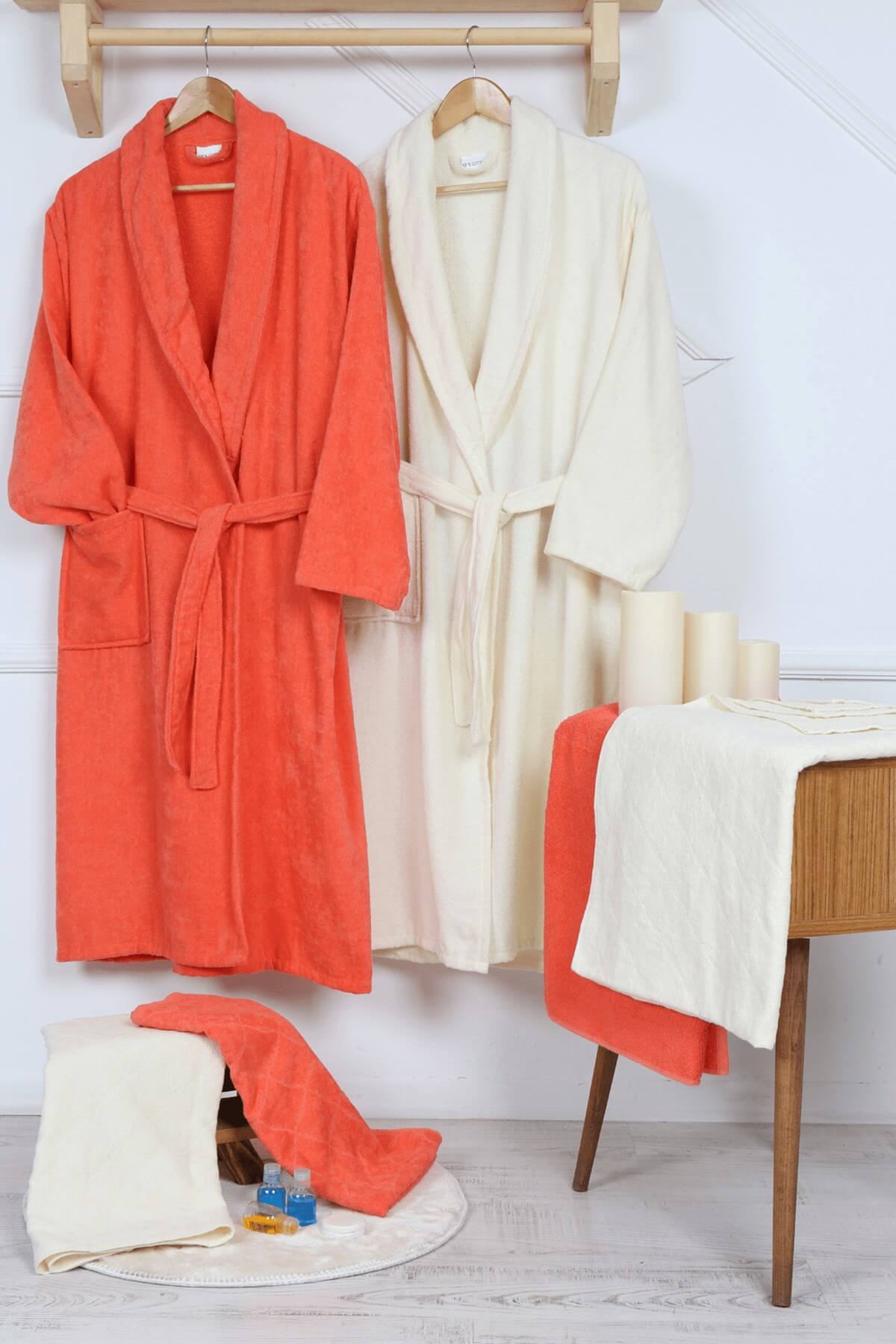 Aile Bornoz Seti - Mercan & Krem