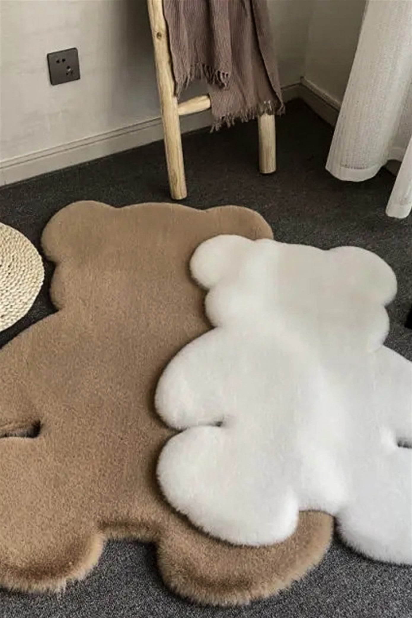 Beyaz Ayıcık Şekilli Peluş Halı