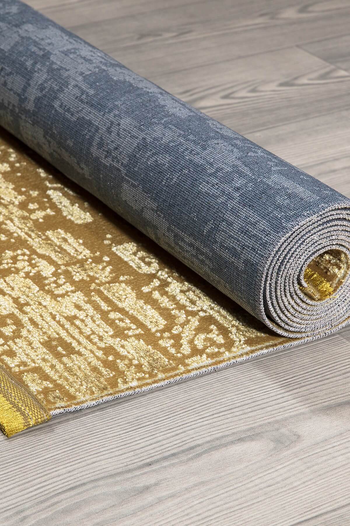 Gold Renkli Parlak Altı Kaymaz Yıkanabilir ince Halı