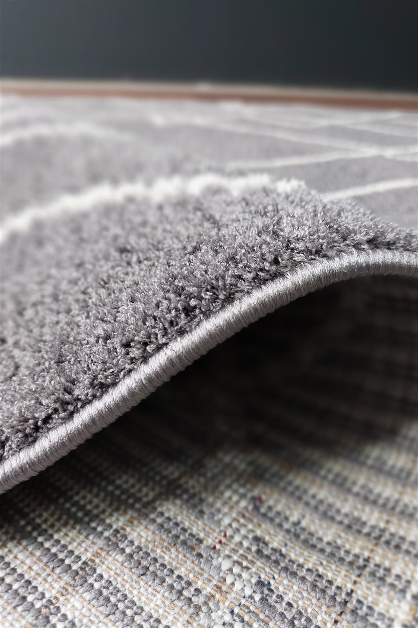 Gri Renkli  Soft Iskandinav Peluş Dokulu Makine Halısı