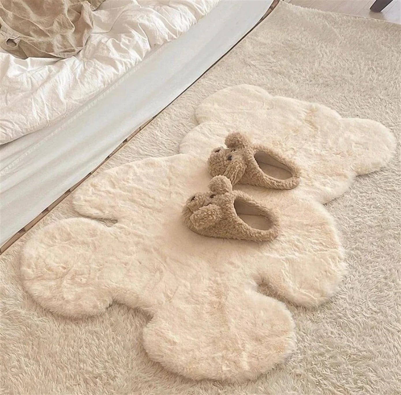 Krem Ayıcık Şekilli Peluş Halı
