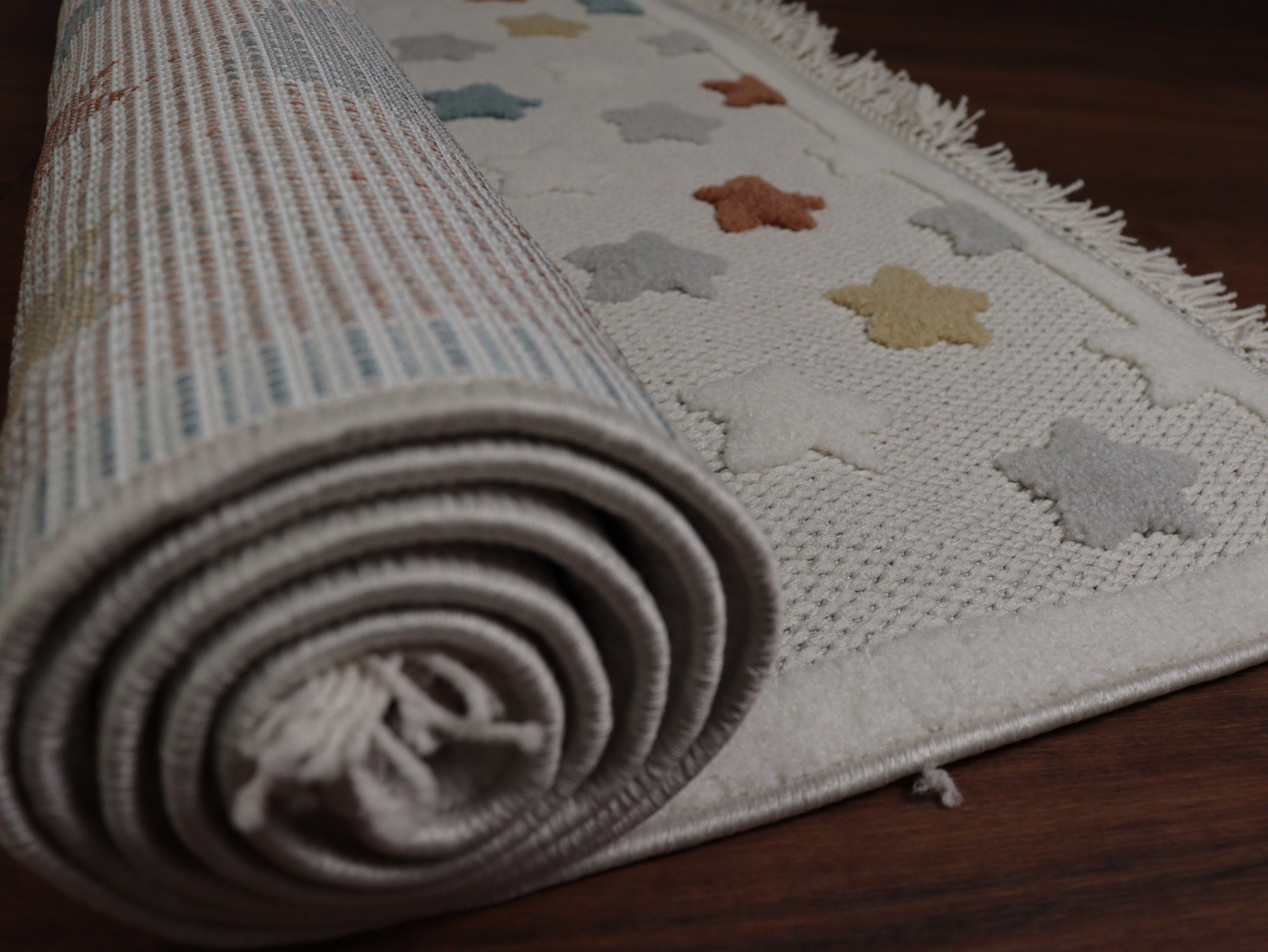 LİNA Serisi Sevimli Kedi Figürlü Yıldız Desenli Kaymaz Çocuk Odası Halısı | EN130