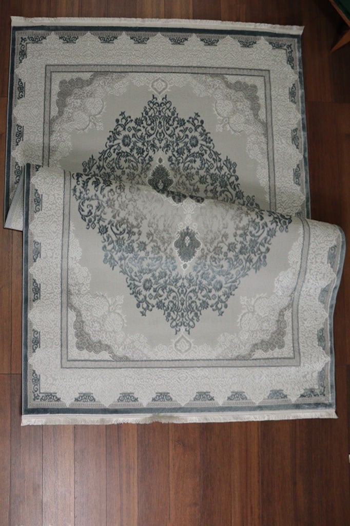 PARLA Serisi Klasik Göbekli Çerçeve Desenli Gri Mavi Halı | LZ193A