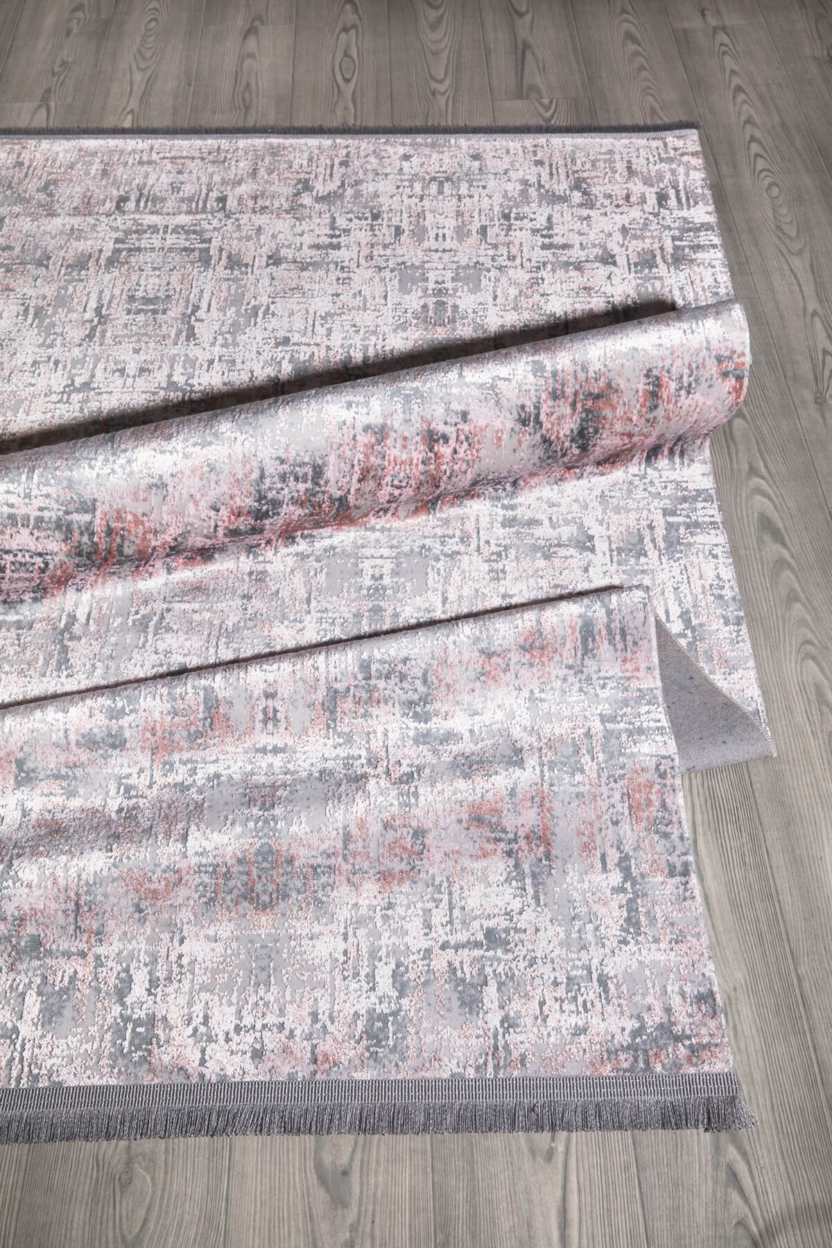 Pembe Renkli Parlak Altı Kaymaz İnce Makinede Yıkanabilir Halı