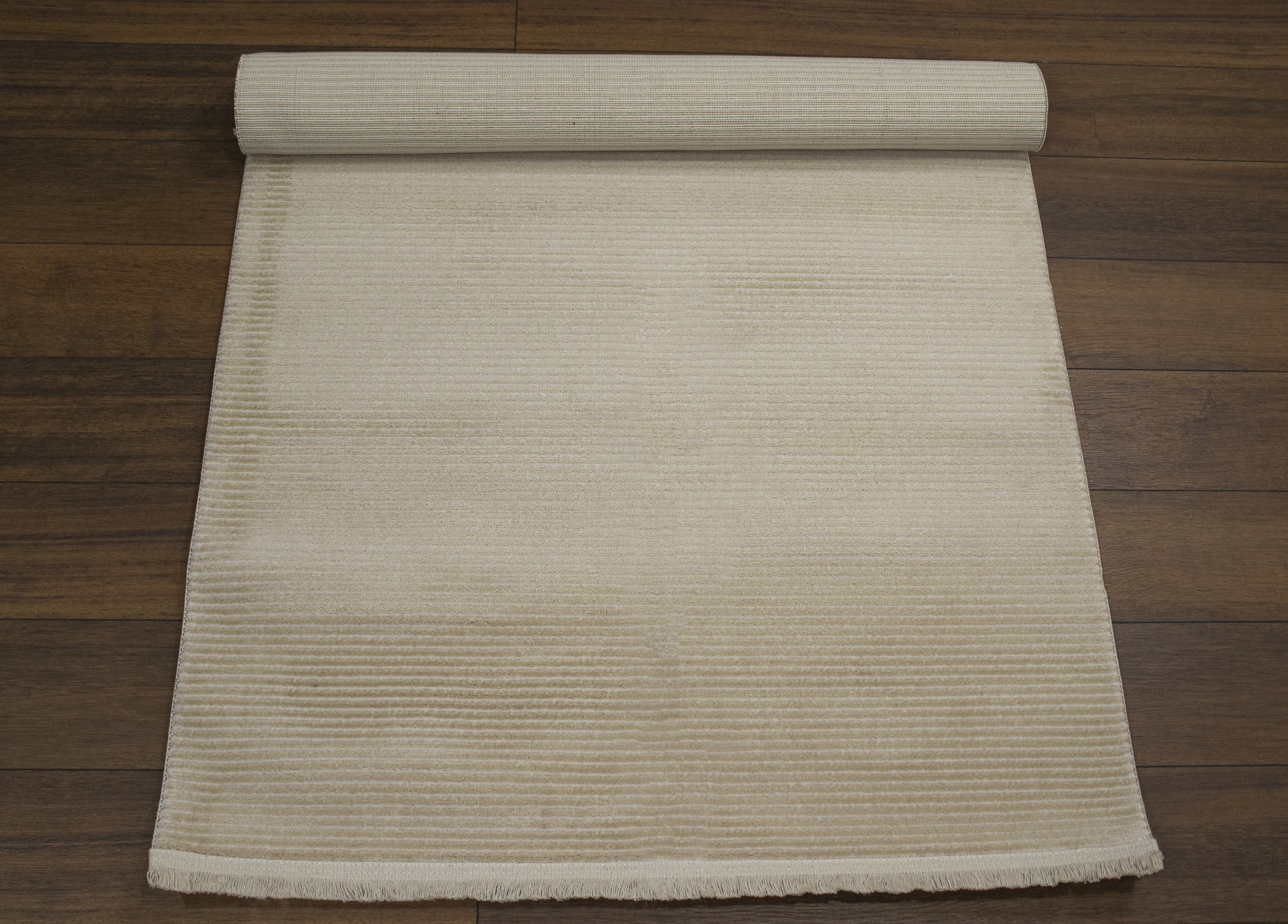 Sultan Asel Kumsal Krem Modern Akrilik Makine Dokuma Salon Halısı - 11521