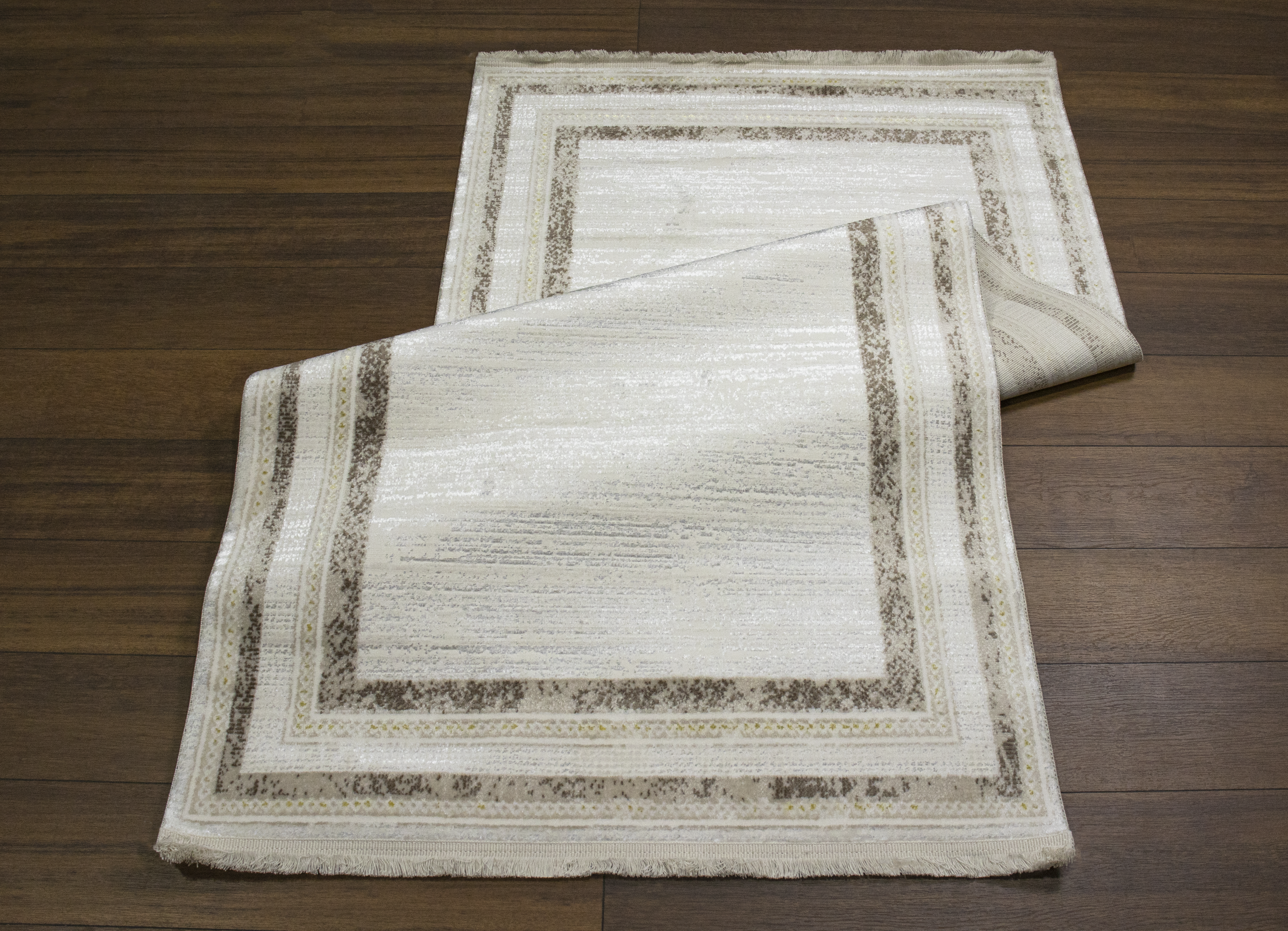 Sultan Serra bordürlü Krem Modern Akrilik Makine Dokuma Salon Halısı - 11310