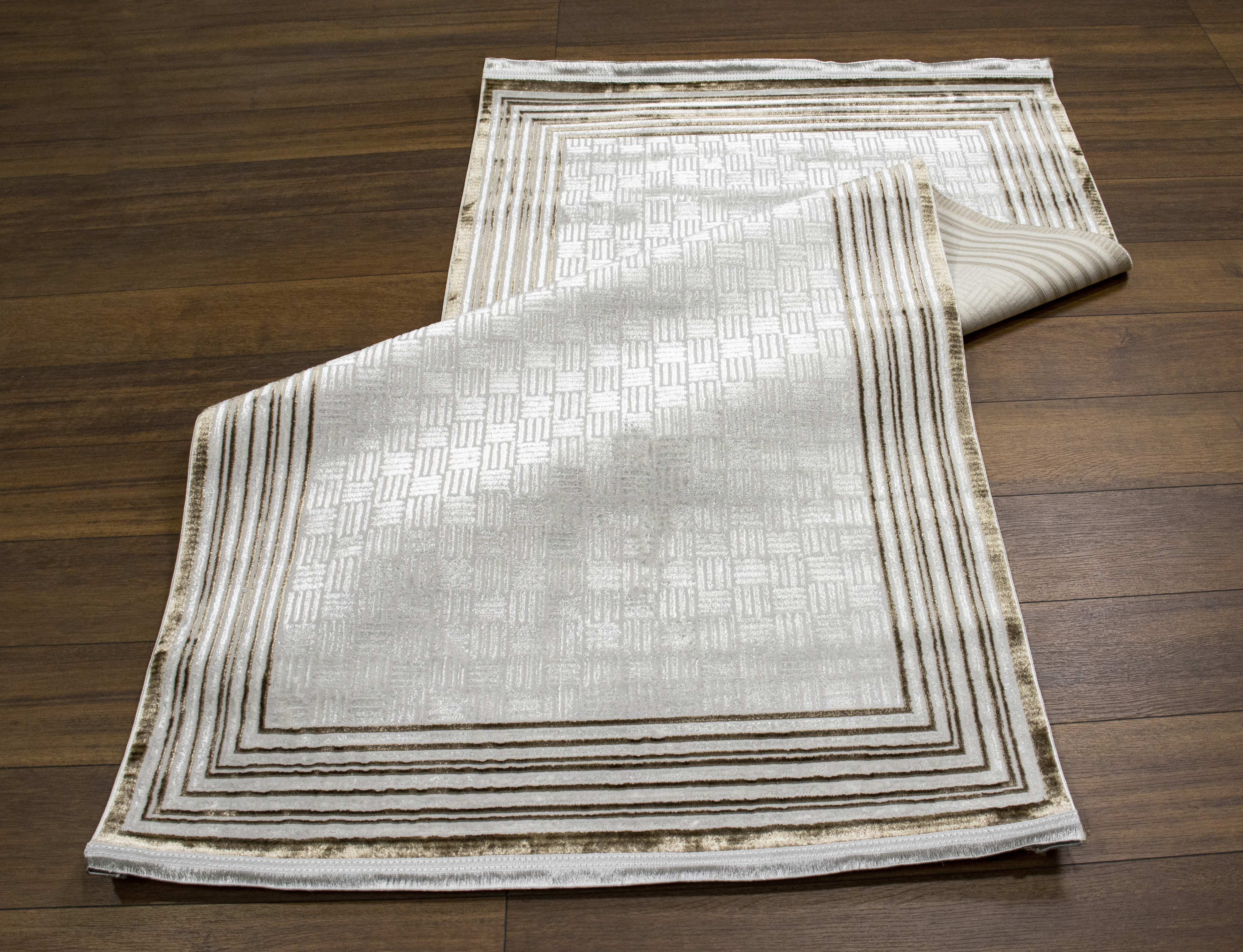 Sultan Zen Çizgili Çerçeveli Desen Vizon Modern Akrilik Makine Dokuma Salon Halısı - 6608