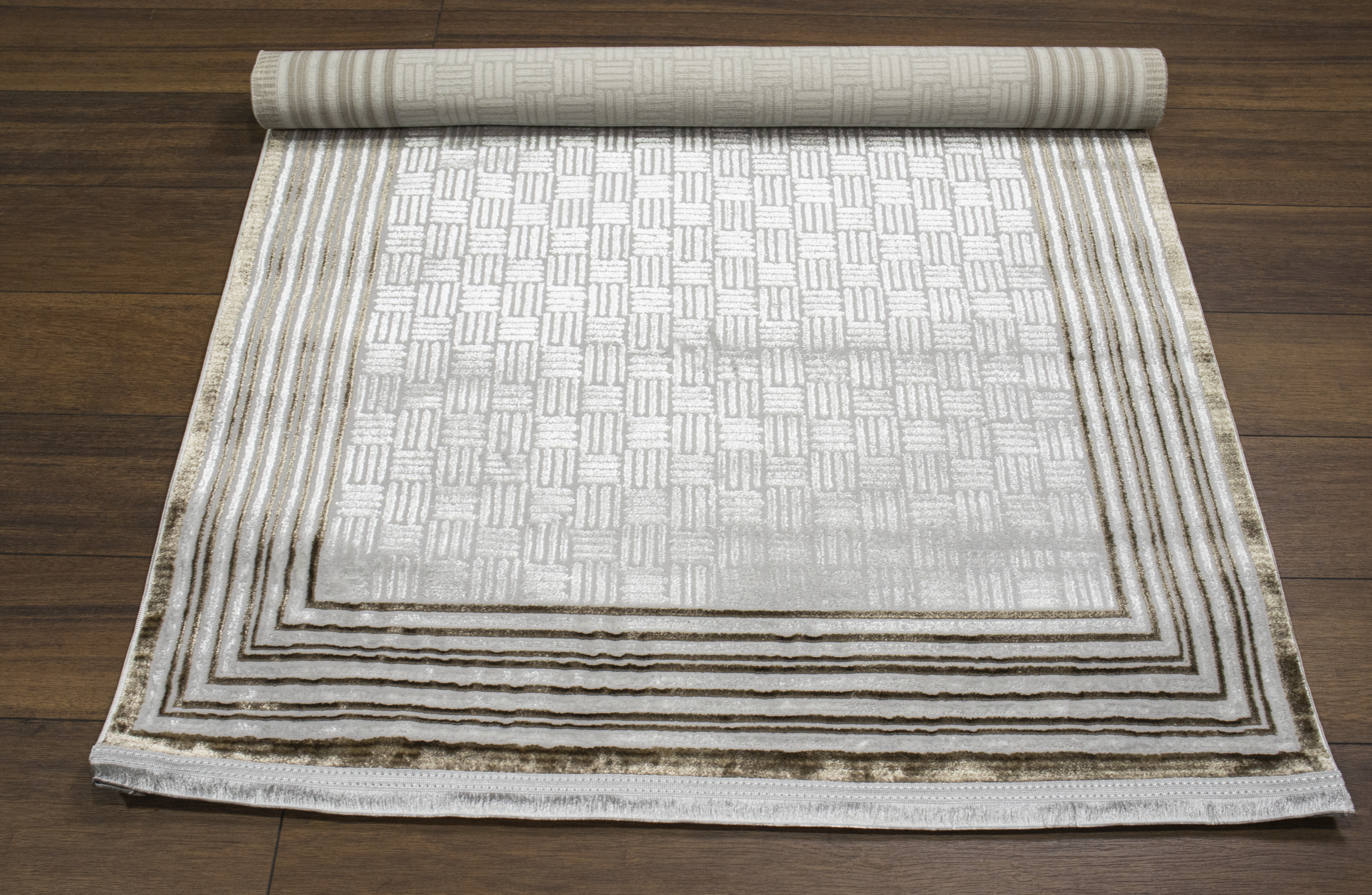 Sultan Zen Çizgili Çerçeveli Desen Vizon Modern Akrilik Makine Dokuma Salon Halısı - 6608