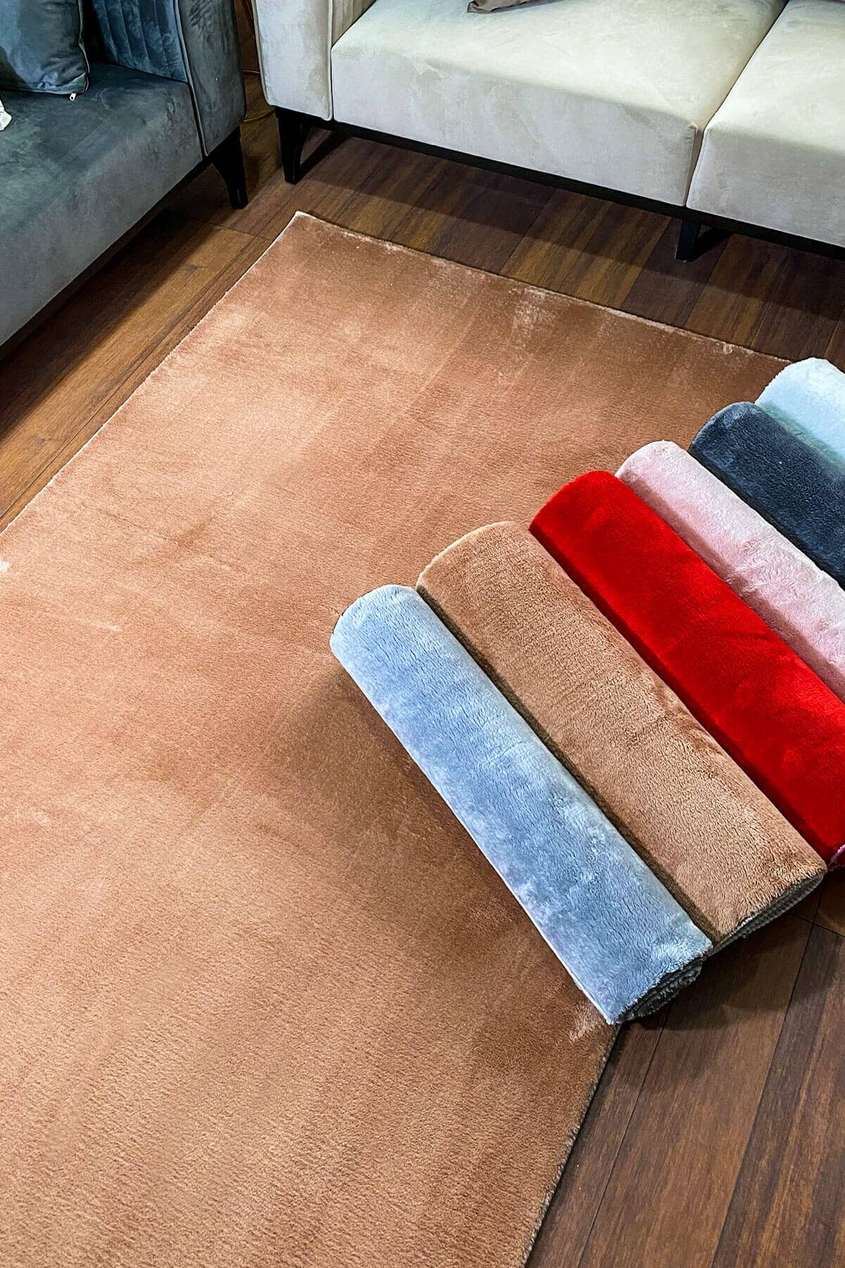 Vizon Renkli Yumuşak Yüzeyli Kaydırmaz Peluş Halı