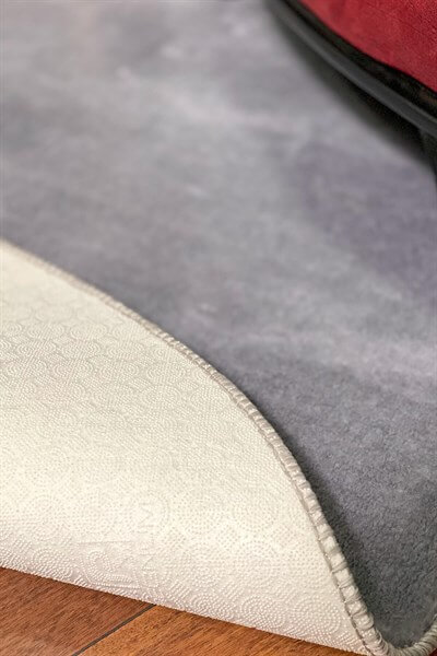 Gri Renkli Yumuşak Yüzeyli Kaydırmaz Yuvarlak Peluş Halı