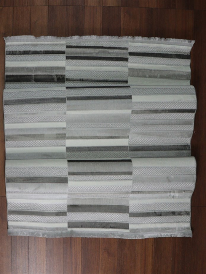 ARMA Serisi Açık Gri Krem Çizgili Modern Halı | MC 335