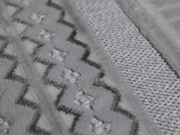 ARMA Serisi Açık Gri Krem Etnik Desenli Modern Halı | MC 480