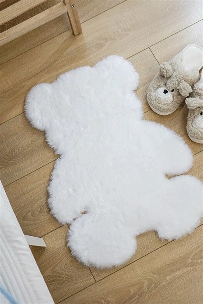 Beyaz Ayıcık Şekilli Peluş Halı