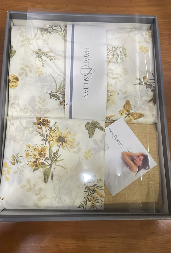 Çift Kişilik Desenli Krem Sarı Yastıklı Nevresim Takımı HÇ05 200x220