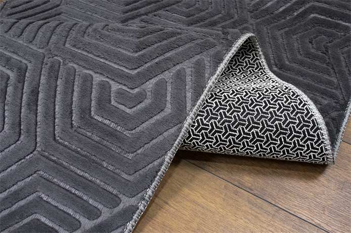 Embos Serisi Antrasit Kaydırmaz Taban Peluş Halı