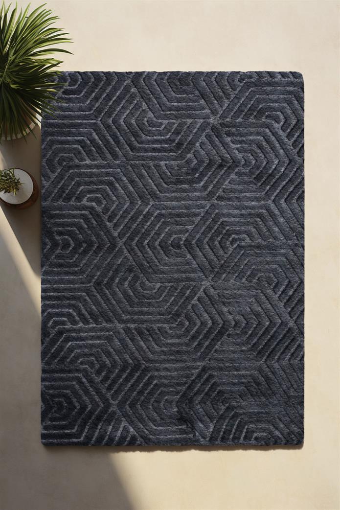 Embos Serisi Antrasit Kaydırmaz Taban Peluş Halı