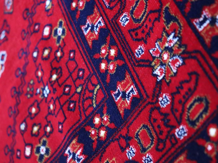 Kırmızı Afgan Tarzı Altı Kaymaz Yıkanabilir Şönil Kilim & Halı