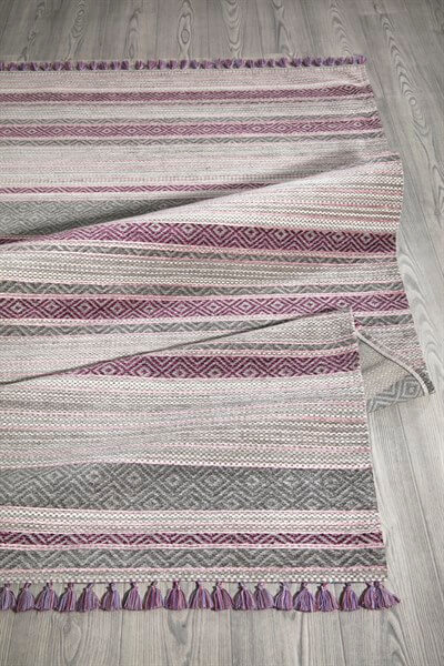 Lila Renkli Kaymaz Tabanlı Yıkanabilir Makine Dokuma Kilim