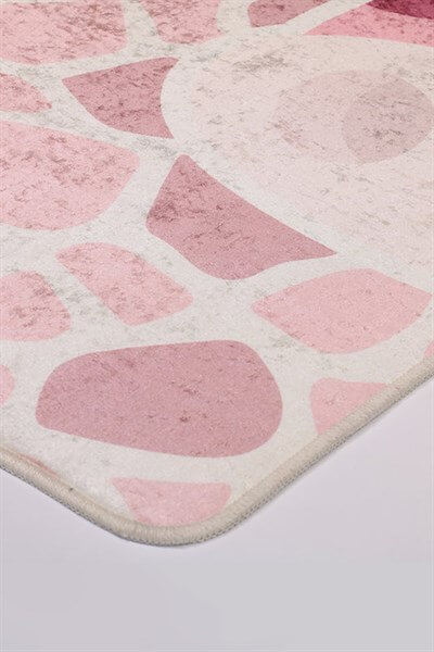 Pembe Zürafa Desenli Çocuk Odası Halısı-4000
