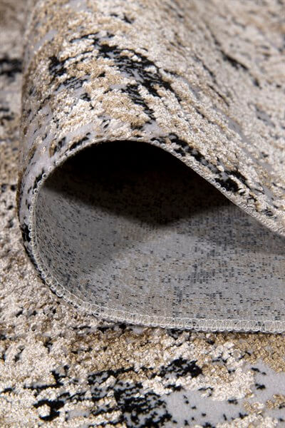 Siyah Renkli Parlak Altı Kaymaz İnce Makinede Yıkanabilir Halı