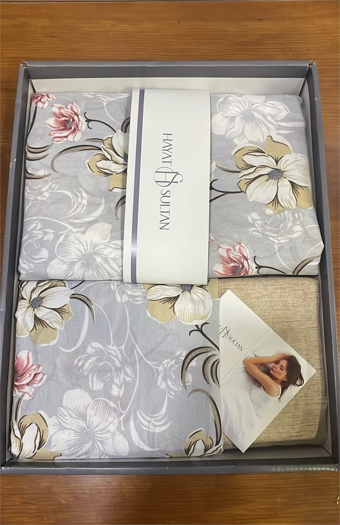  Tek Kişilik Desenli Krem Yastıklı Nevresim Takımı HT02 160X220