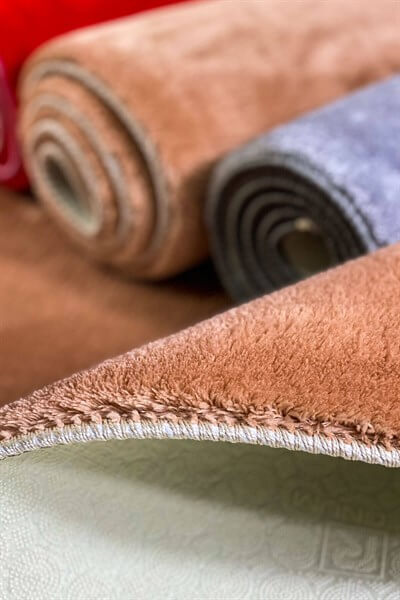 Vizon Renkli Yumuşak Yüzeyli Kaydırmaz Peluş Halı