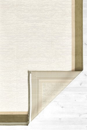 Yeşil Çerçeveli Tabanı Kaymaz Toz Toplamaz Makine Dokuma Halı