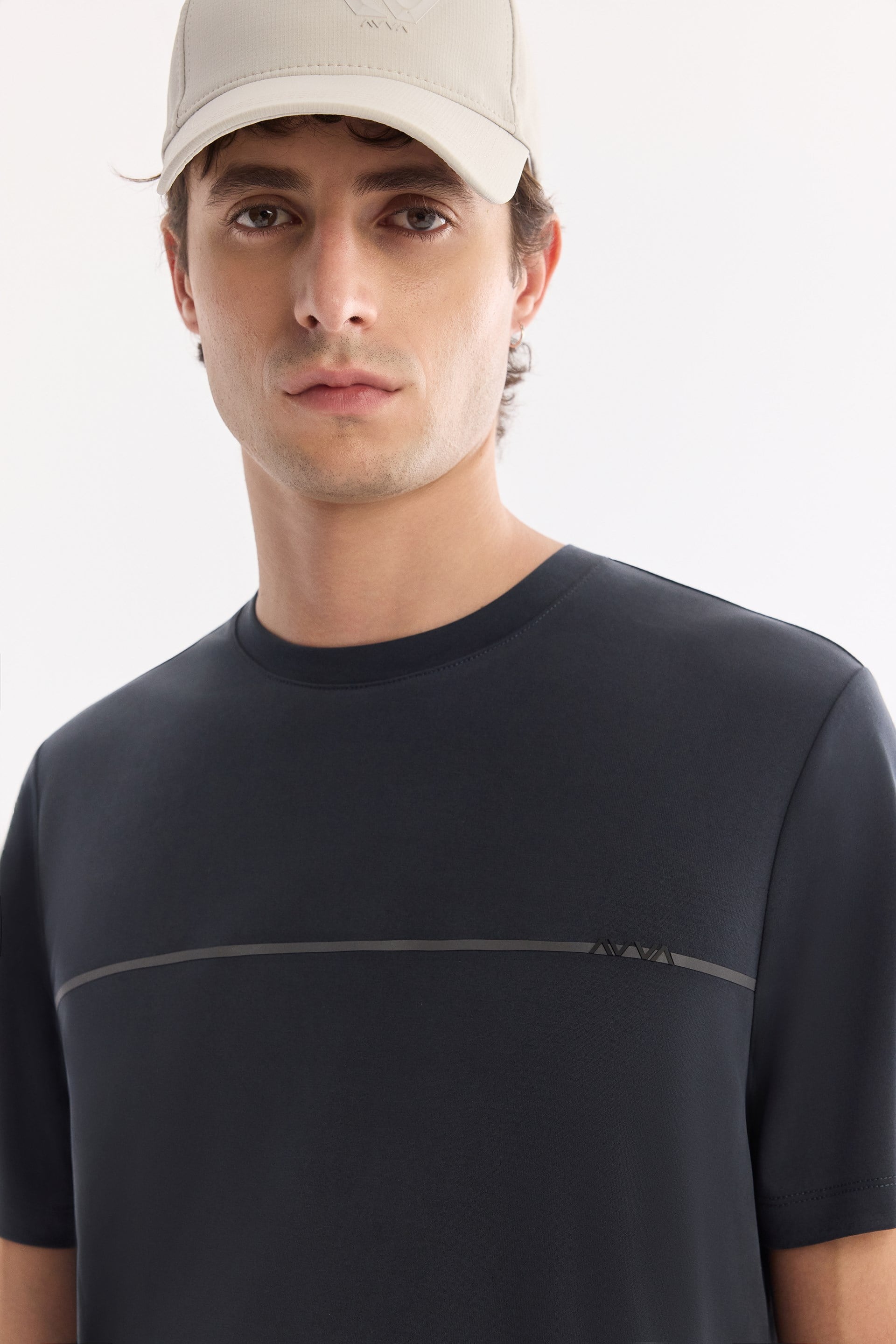 AVVA Antrasit Bisiklet Yaka Baskılı Soft Touch T-Shirt görsel 2