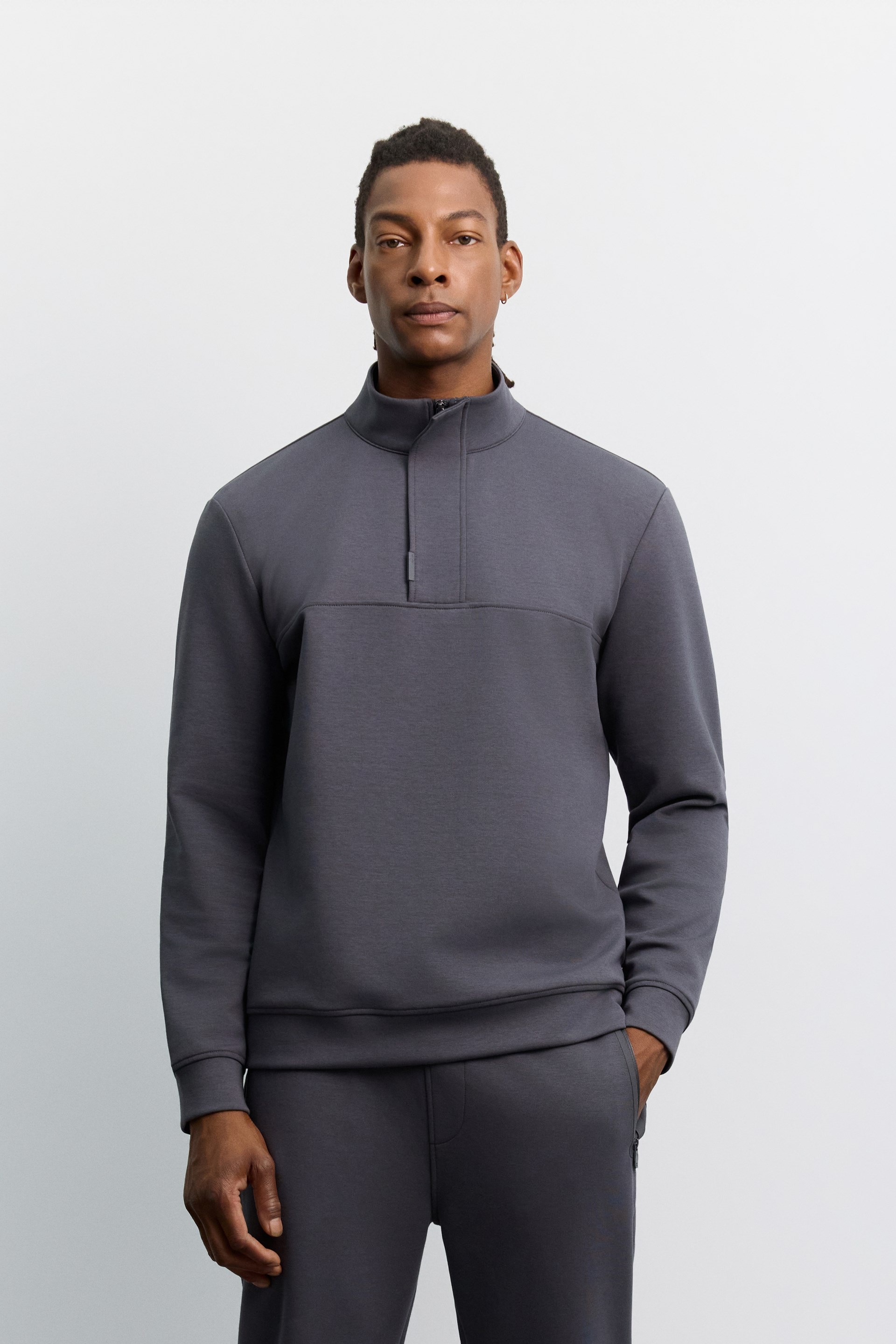 AVVA Antrasit Dik Yaka Fermuarlı Kolay Ütülenen Pamuklu Sweatshirt