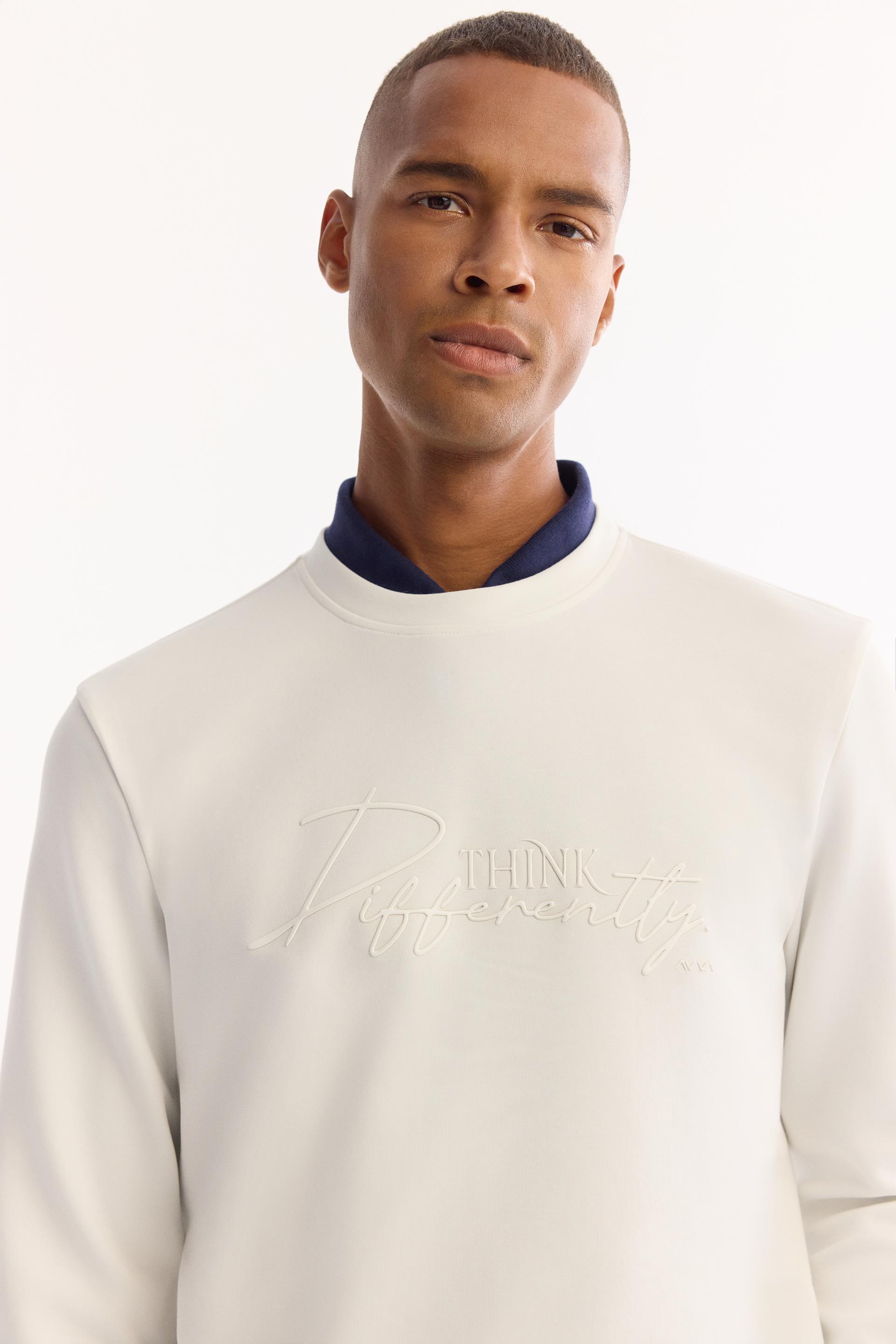 AVVA Ekru Bisiklet Yaka Kolay Ütülenen Bi-Stretch Baskılı Sweatshirt görsel 2