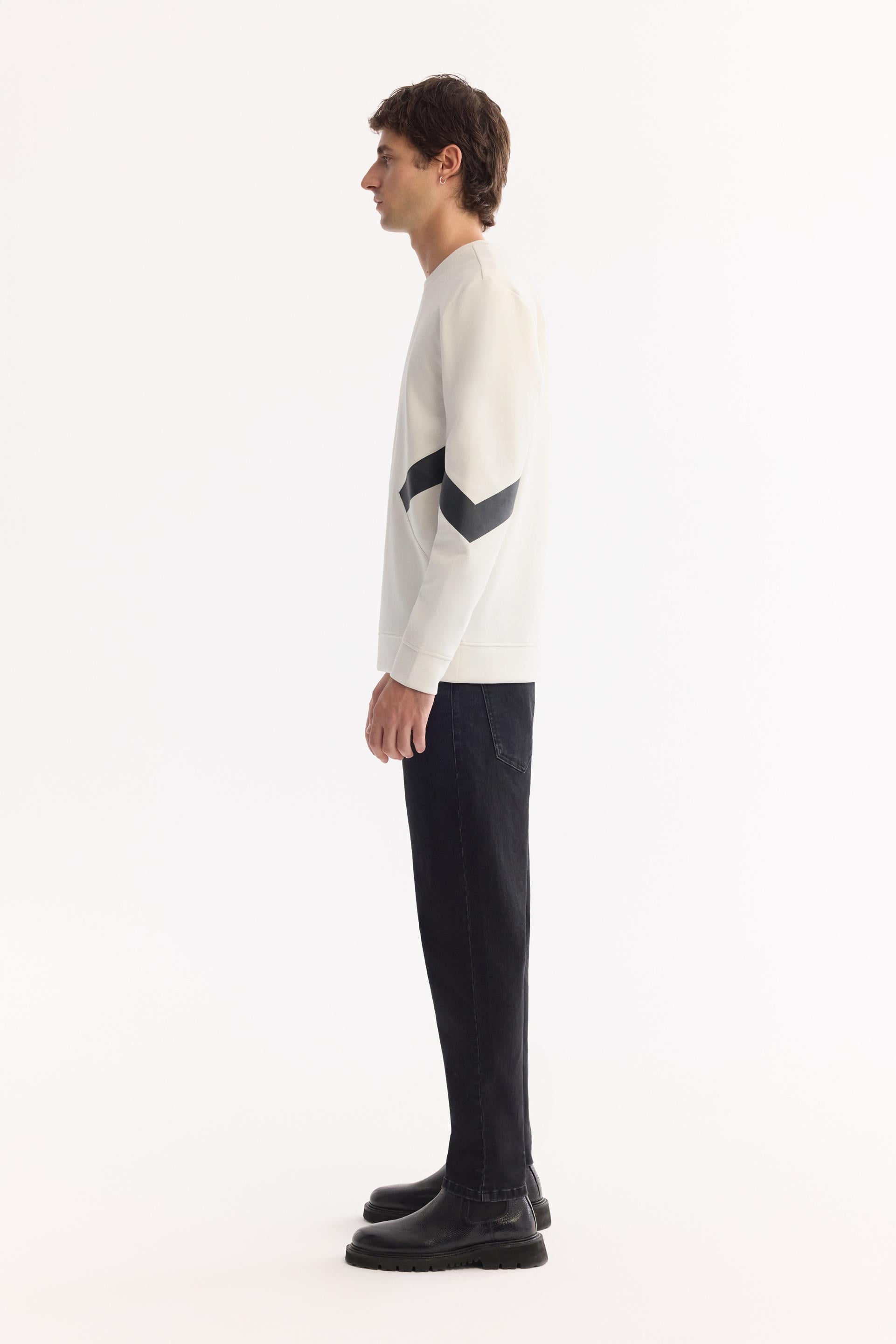 AVVA Ekru Bisiklet Yaka Kolay Ütülenen Bi-Stretch Baskılı Sweatshirt görsel 3