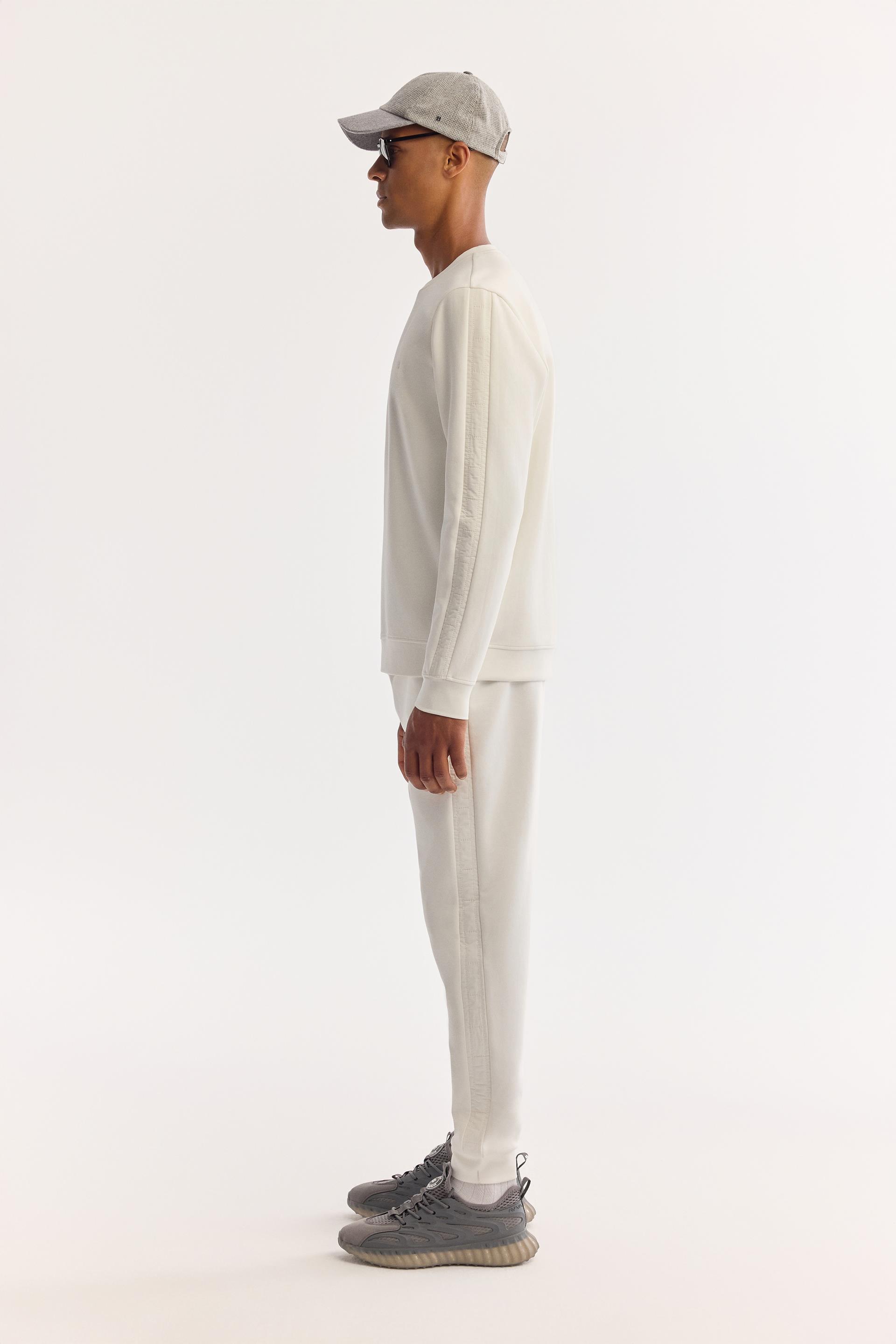AVVA Ekru Bisiklet Yaka Kolay Ütülenen Bi-Stretch Sweatshirt görsel 3