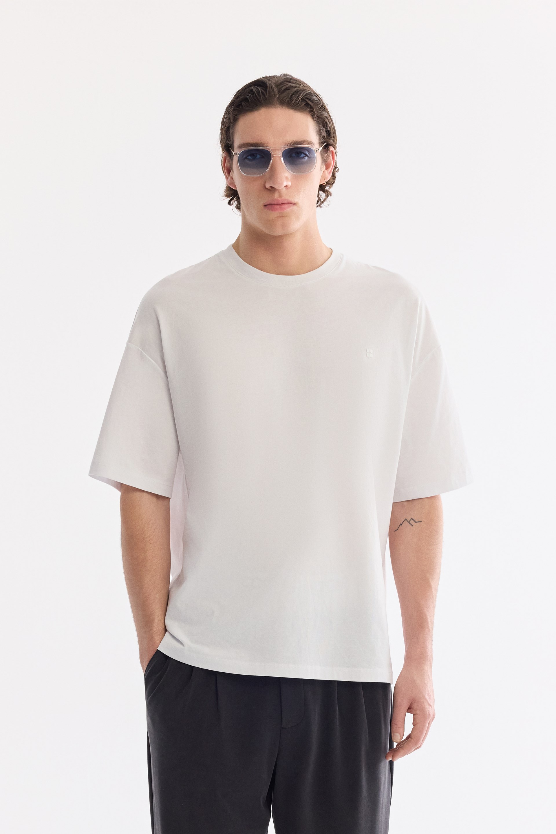 AVVA Ekru Bisiklet Yaka Oversize Rayon T-Shirt