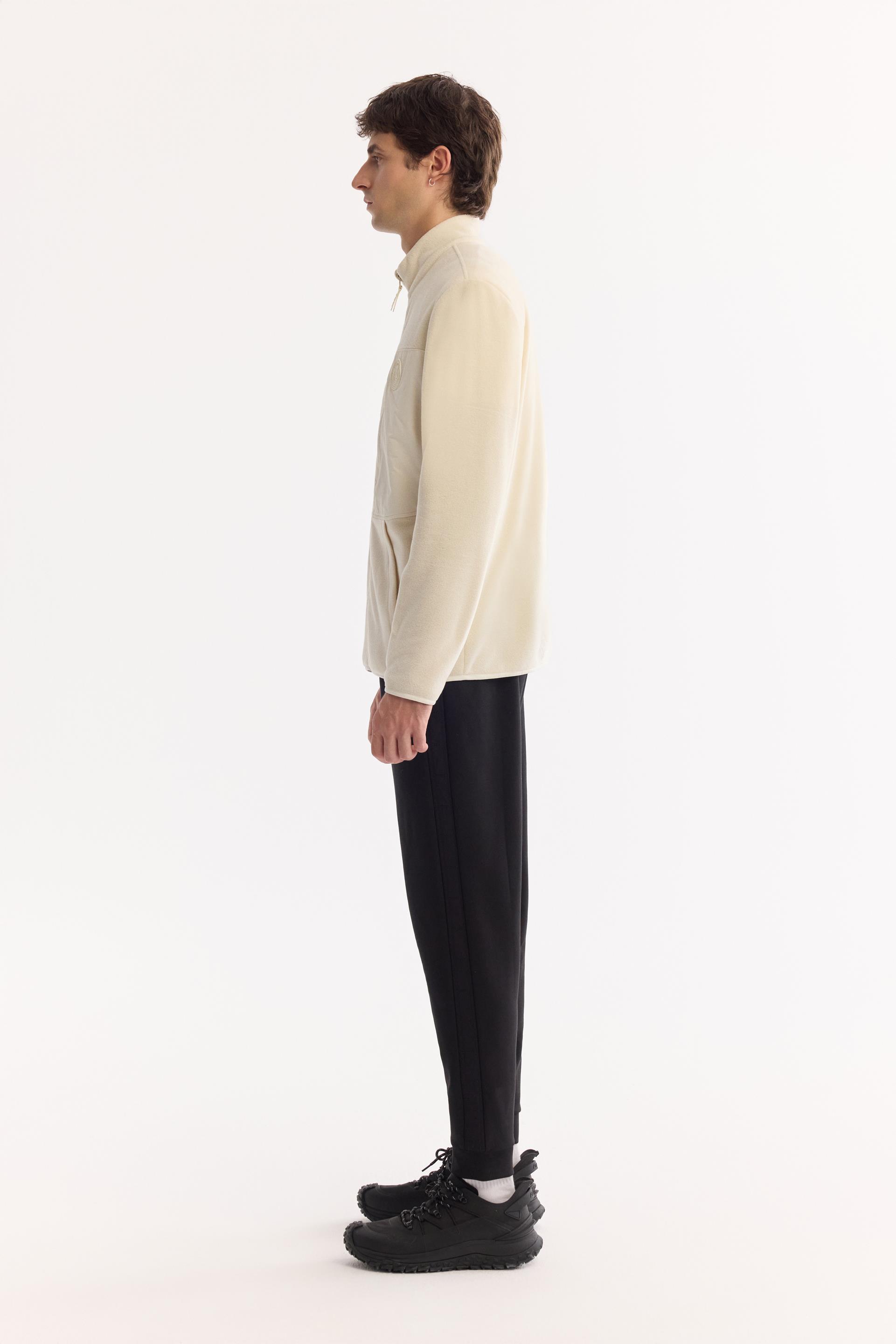AVVA Ekru Dik Yaka Fermuarlı Soft Touch Polar Sweatshirt görsel 3