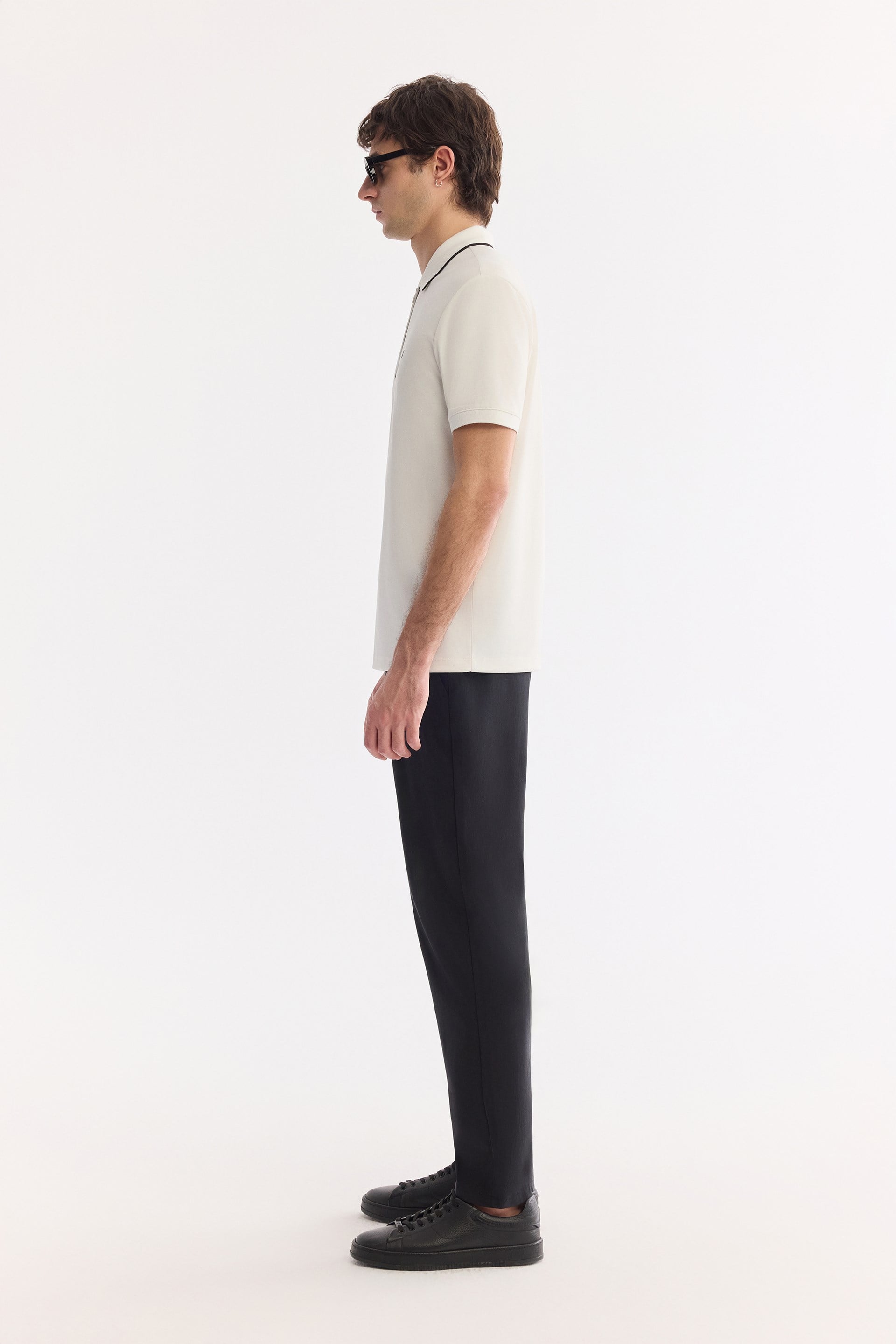 AVVA Ekru Kıvrılmaz Polo Yaka Fermuarlı Bi-Stretch İnterlok T-Shirt görsel 3