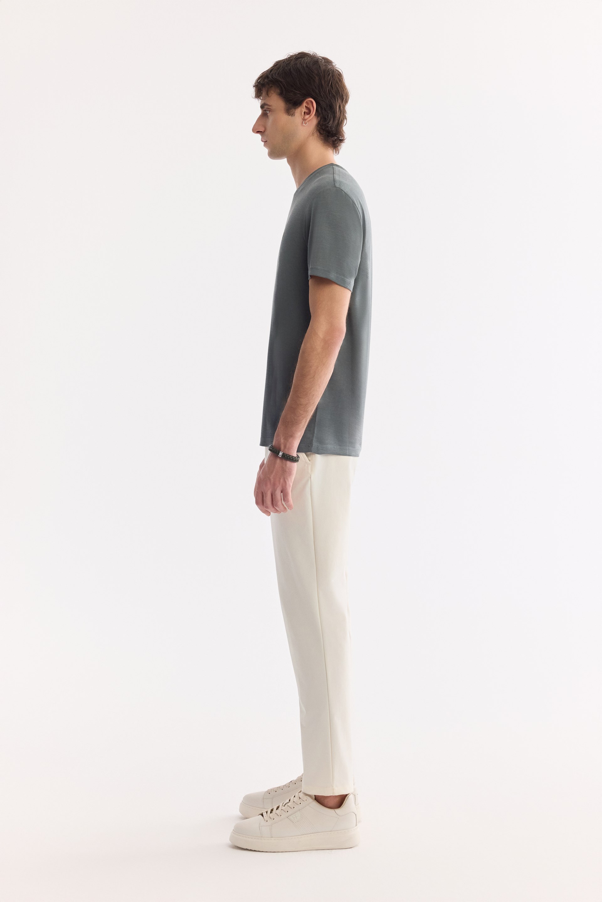 AVVA Haki Bisiklet Yaka Bi-Stretch Soft Touch Basic T-Shirt görsel 3