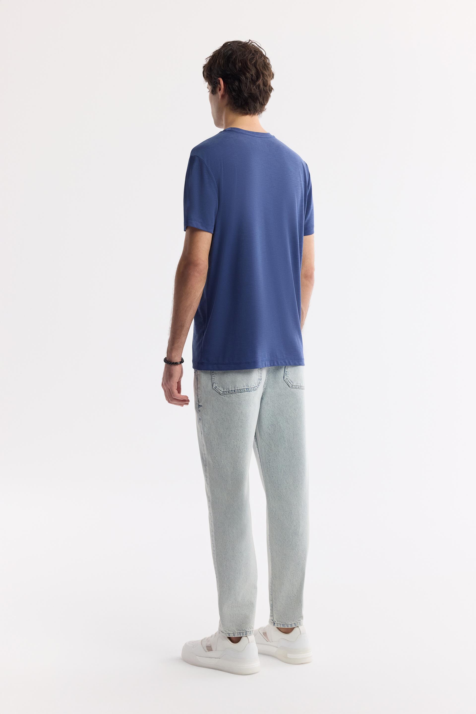 AVVA İndigo Bisiklet Yaka Bi-Stretch Soft Touch Basic T-Shirt görsel 4