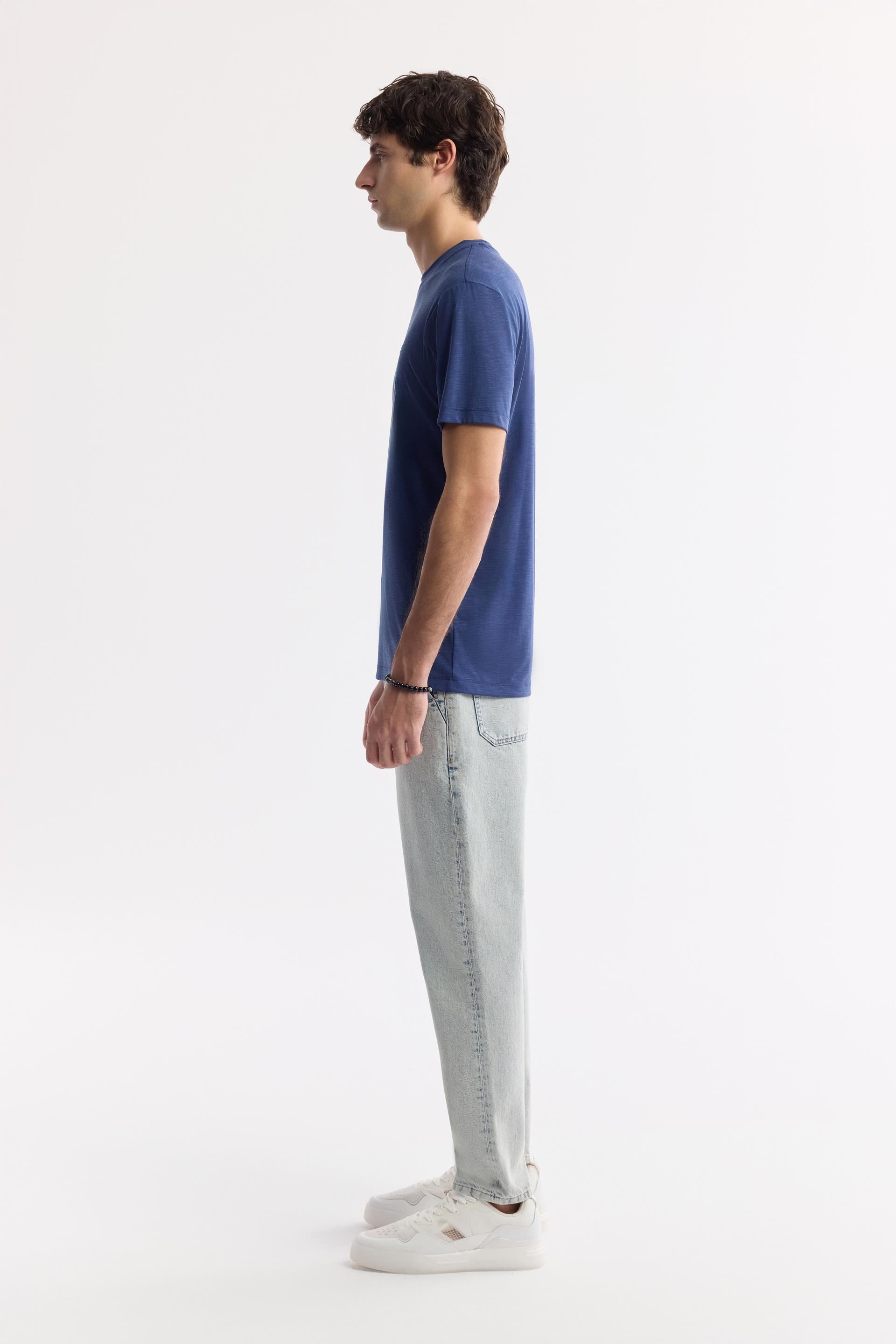 AVVA İndigo Bisiklet Yaka Bi-Stretch Soft Touch Basic T-Shirt görsel 3
