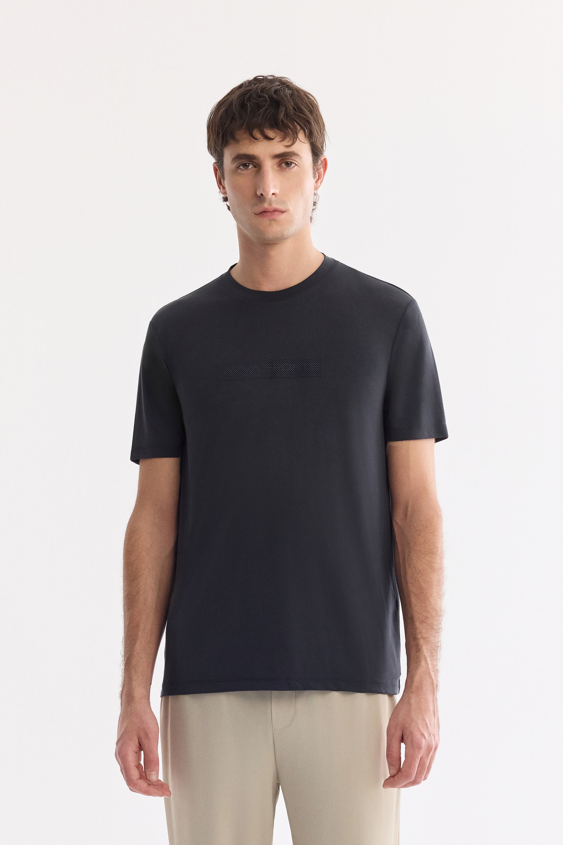 AVVA Siyah Bisiklet Yaka Modal Karışımlı Soft Touch T-Shirt