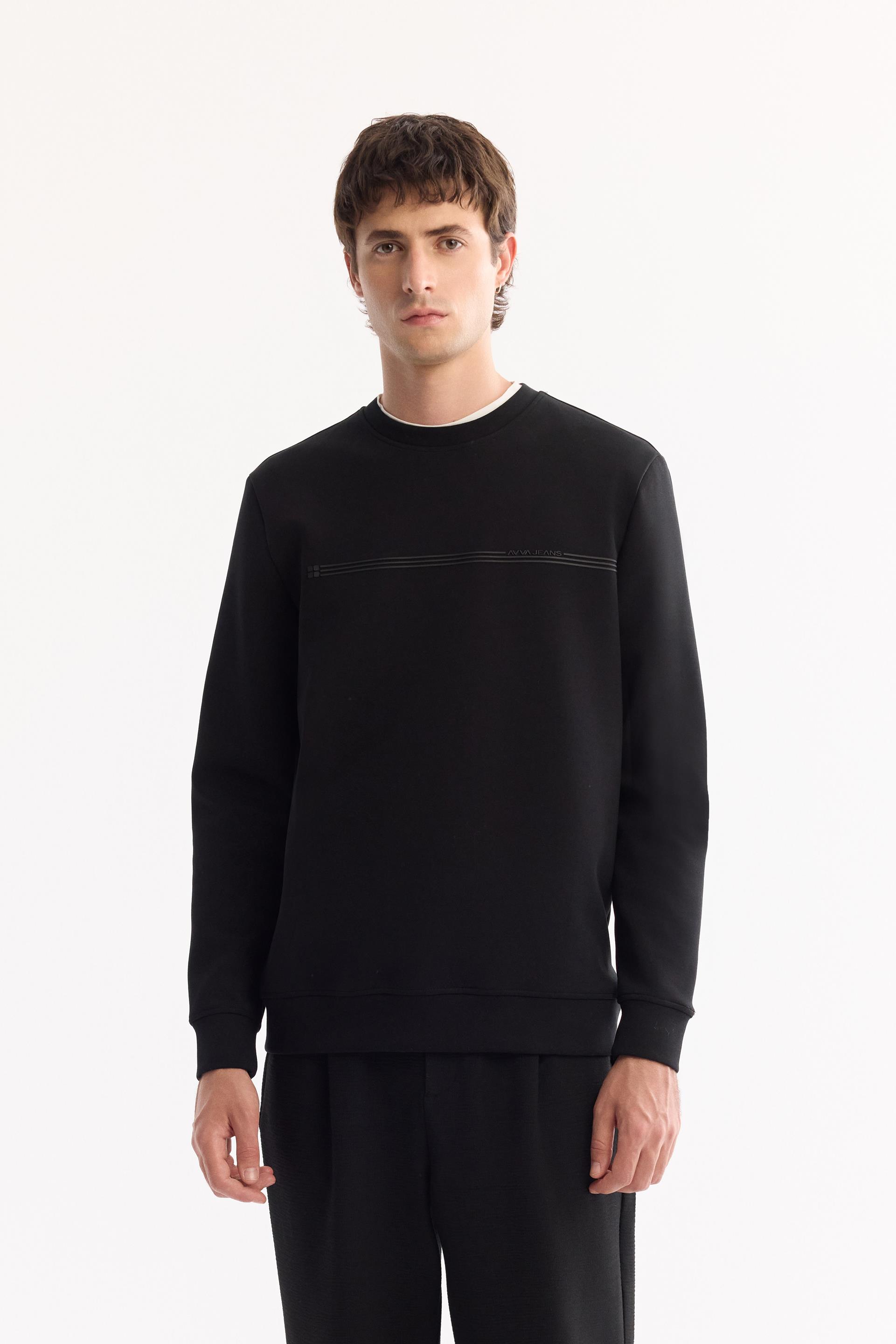 AVVA Siyah Bisiklet Yaka Kolay Ütülenen Bi-Stretch Baskılı Sweatshirt