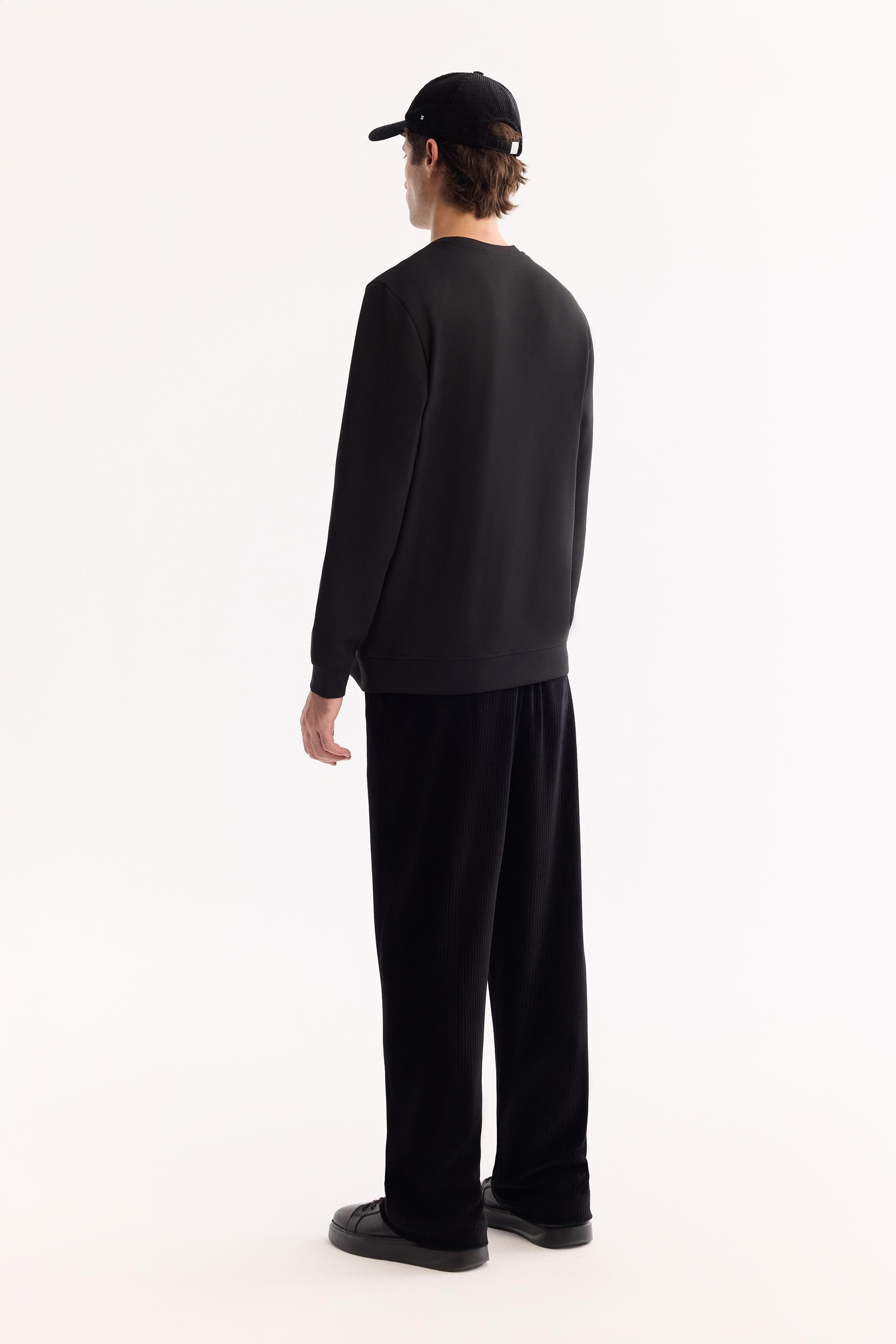 AVVA Siyah Bisiklet Yaka Kolay Ütülenen Bi-Stretch Baskılı Sweatshirt görsel 4