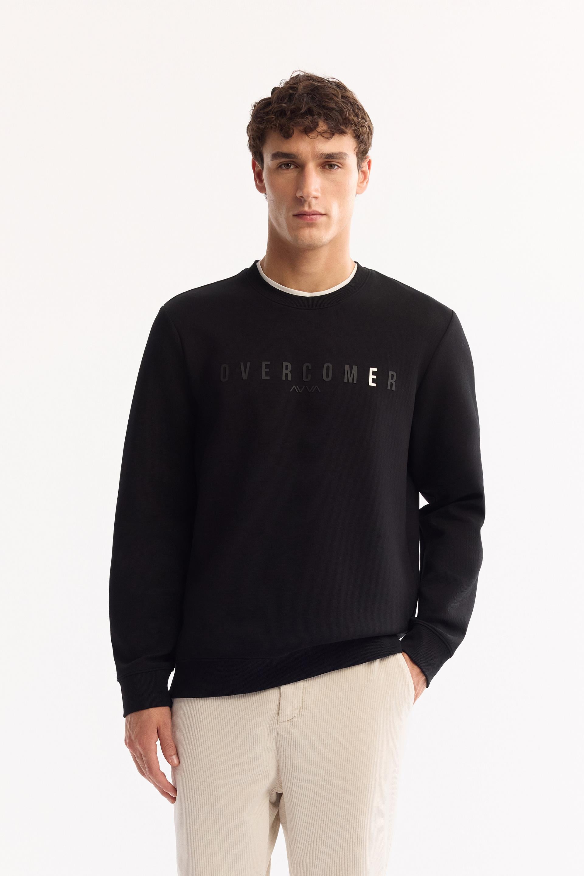 AVVA Siyah Bisiklet Yaka Elastan Kolay Ütülenen Baskılı Sweatshirt