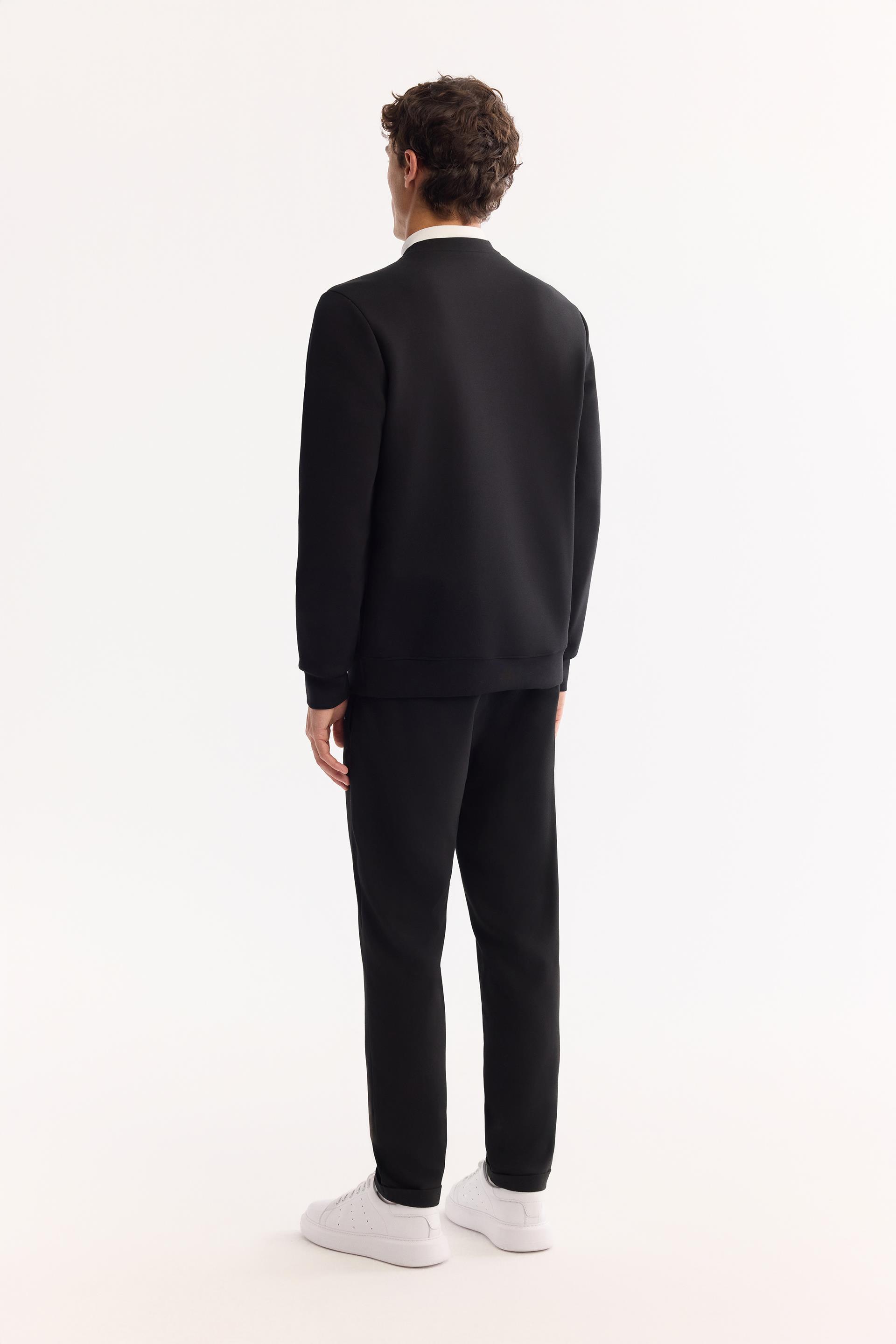AVVA Siyah Bisiklet Yaka Kolay Ütülenen Bi-Stretch Basic Sweatshirt görsel 4