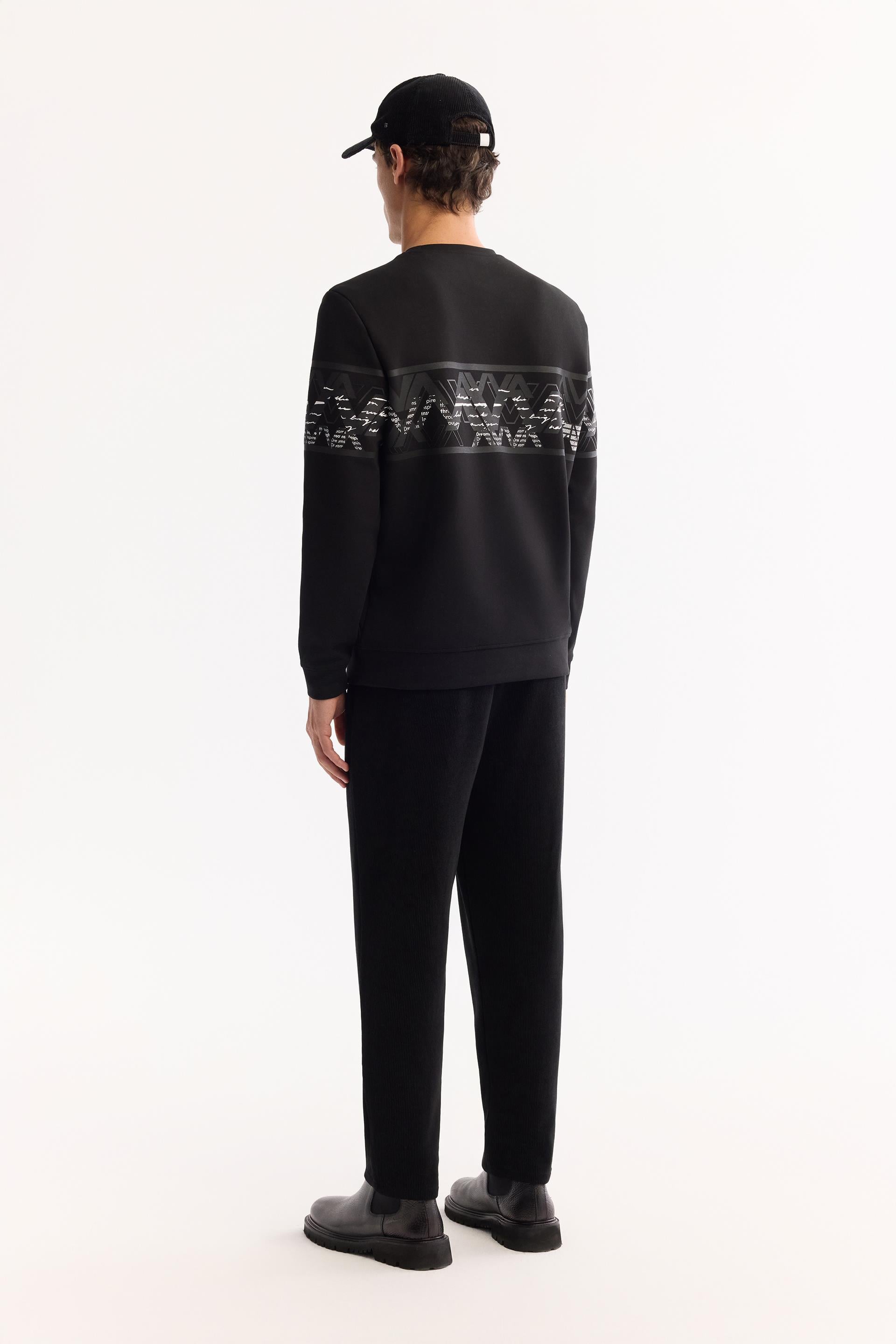 AVVA Siyah Bisiklet Yaka Kolay Ütülenen Bi-Stretch Baskılı Sweatshirt görsel 4