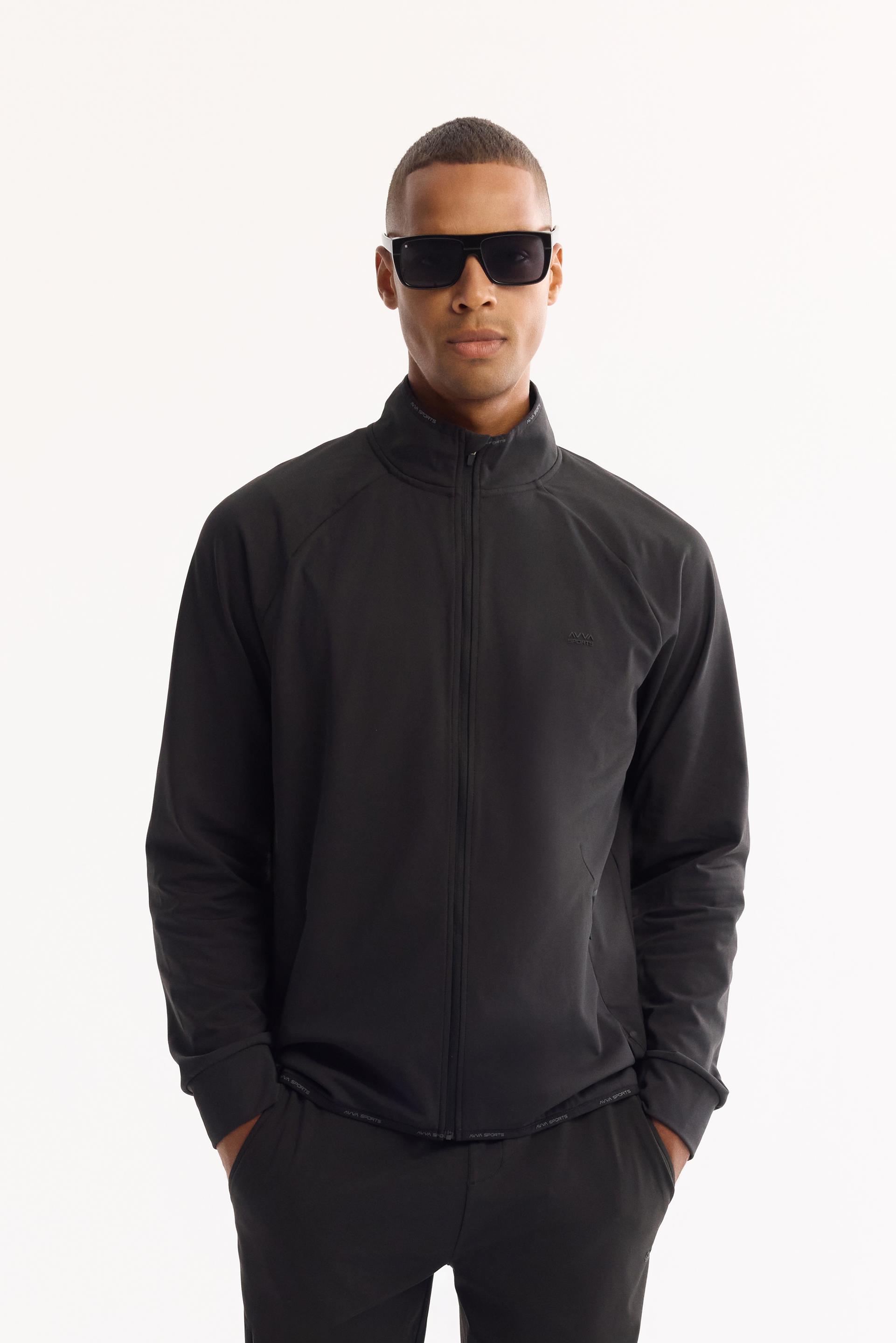 AVVA Siyah Dik Yaka Fermuarlı İçi Şardonlu Bi-Stretch Teknik Kumaş Sweatshirt