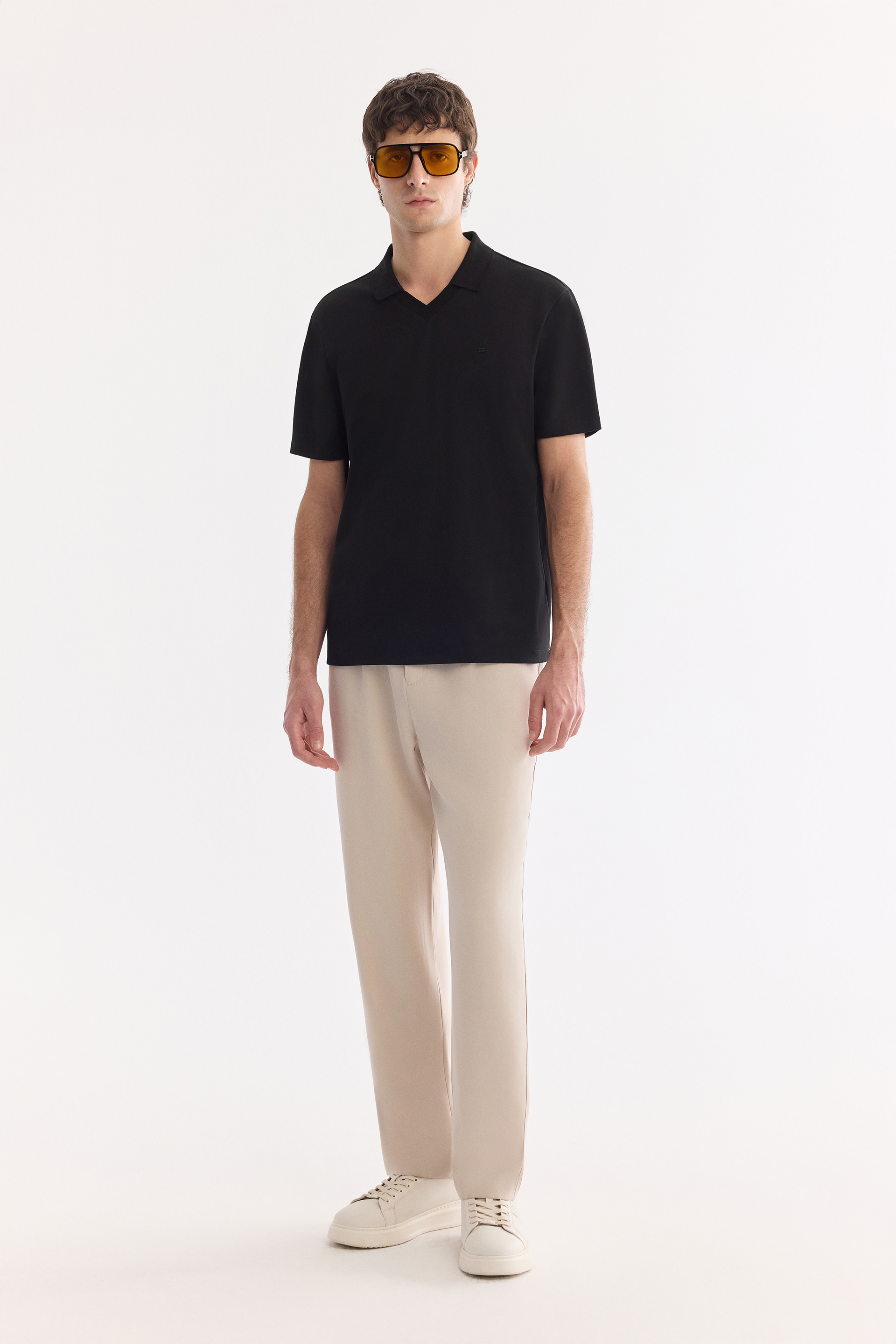 AVVA Siyah Pamuklu Kıvrılmaz Polo Yaka Düğmesiz Bi-Stretch T-Shirt görsel 5