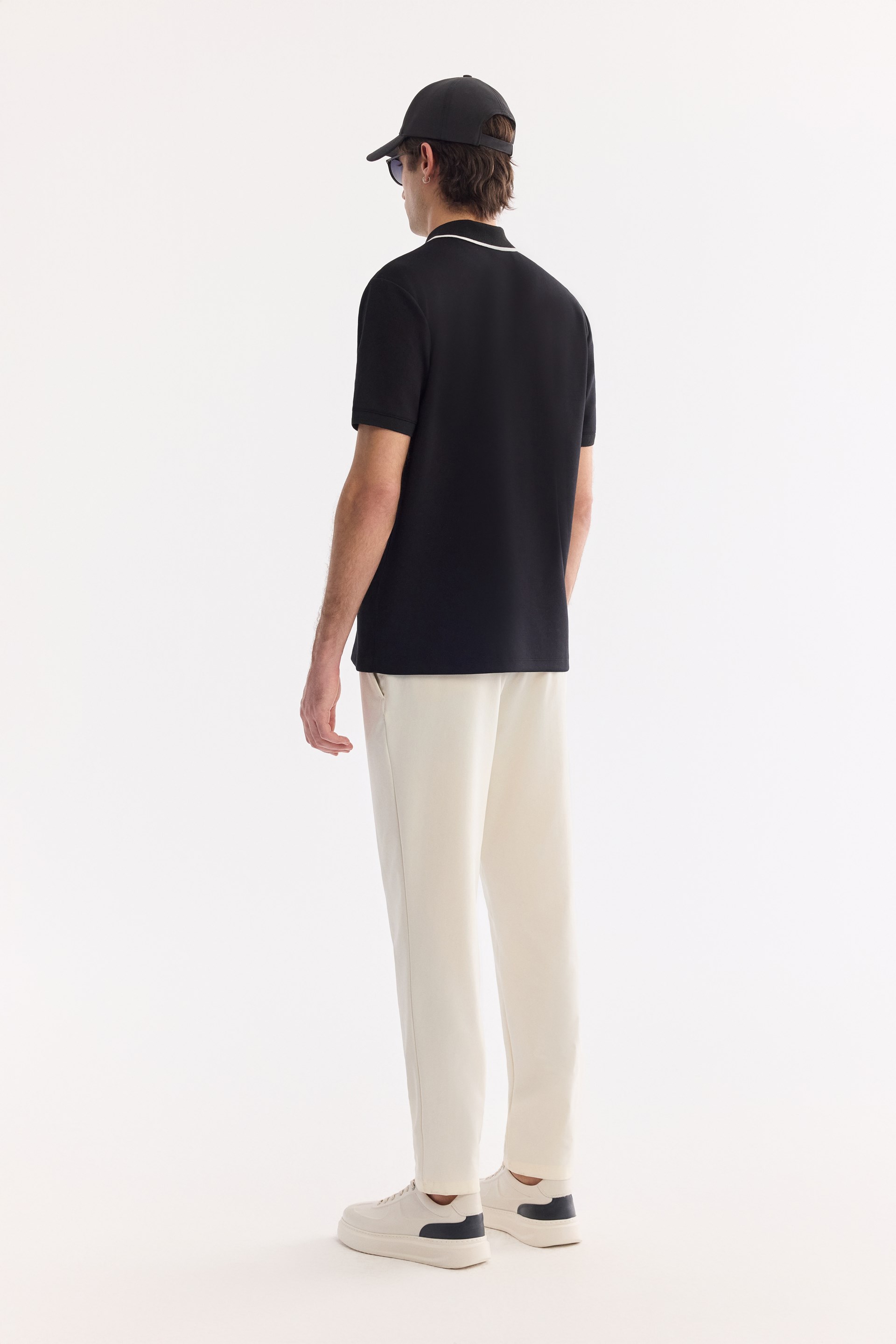 AVVA Siyah Kıvrılmaz Polo Yaka Fermuarlı Bi-Stretch İnterlok T-Shirt görsel 4