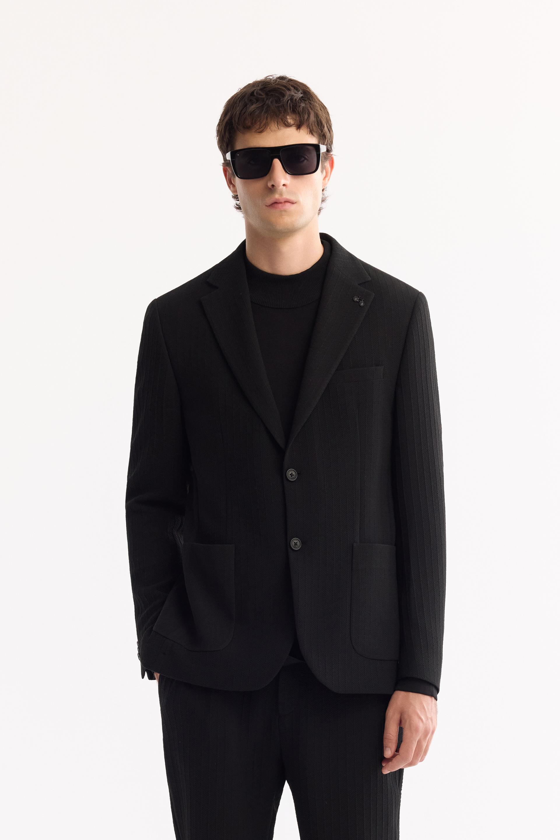 AVVA Siyah Mono Yaka Bi-Stretch Hafif Çizgili Blazer Ceket